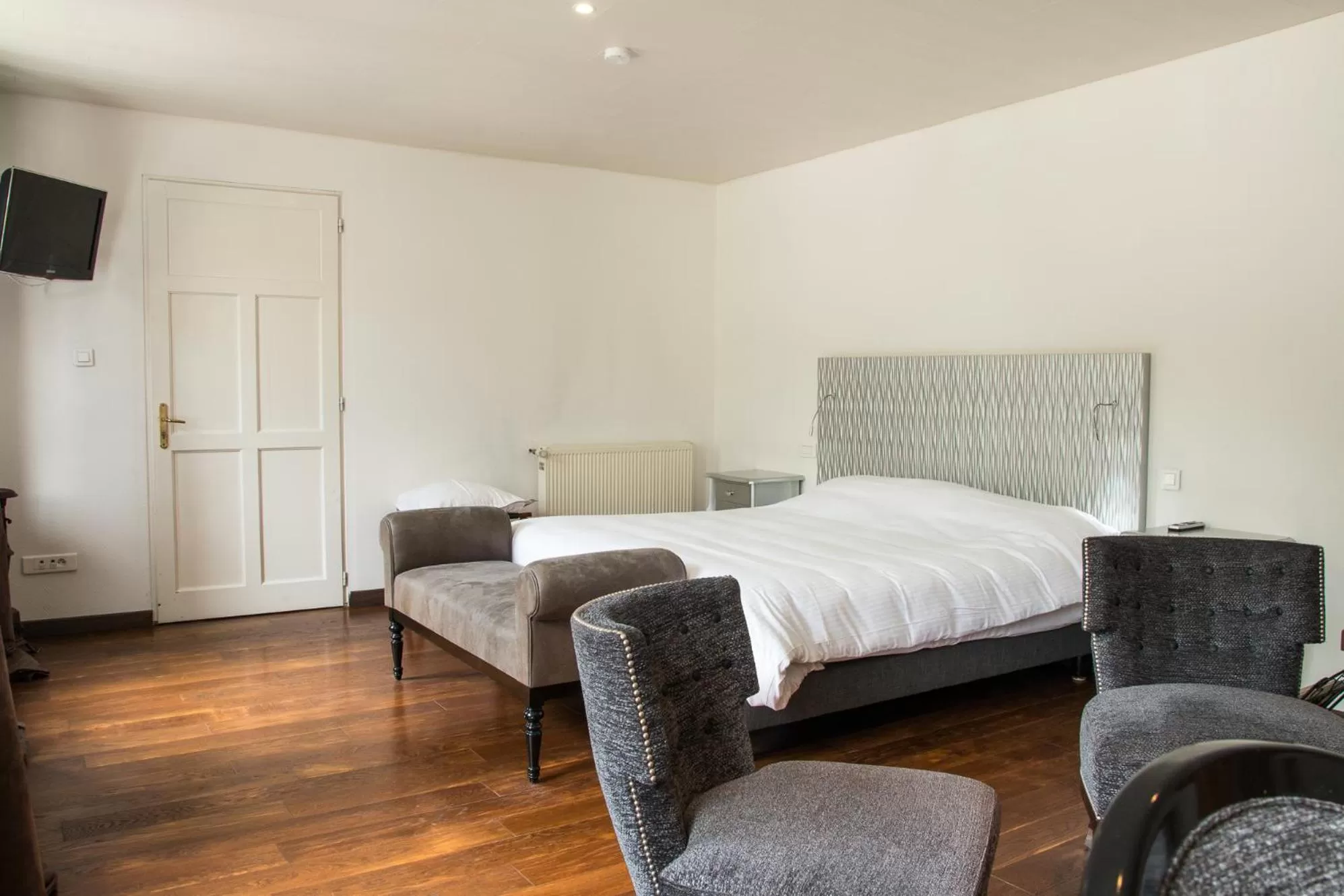 Bedroom, Bed in L'Etable Gourmande