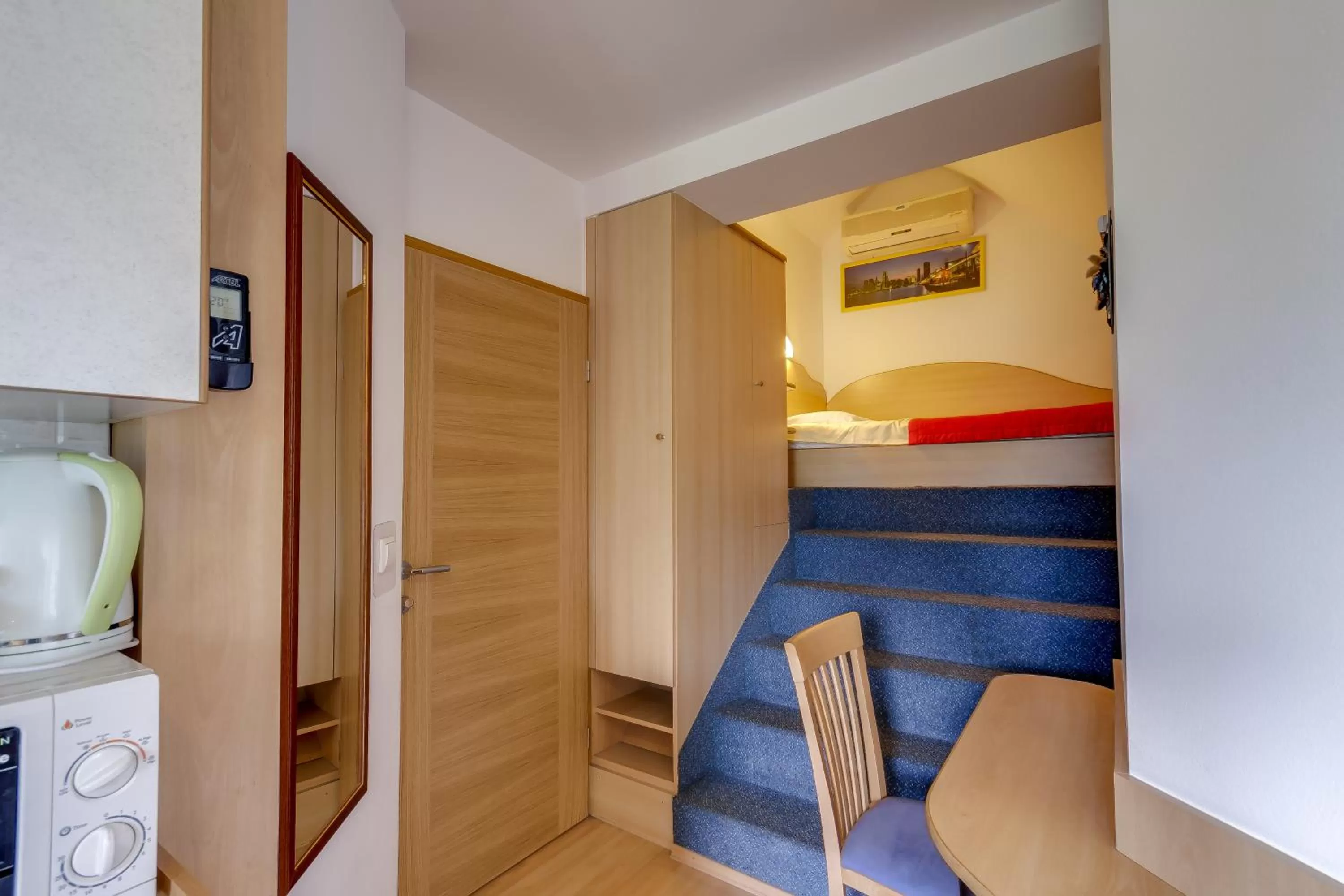 Bed in Rooms & Apartments Jana