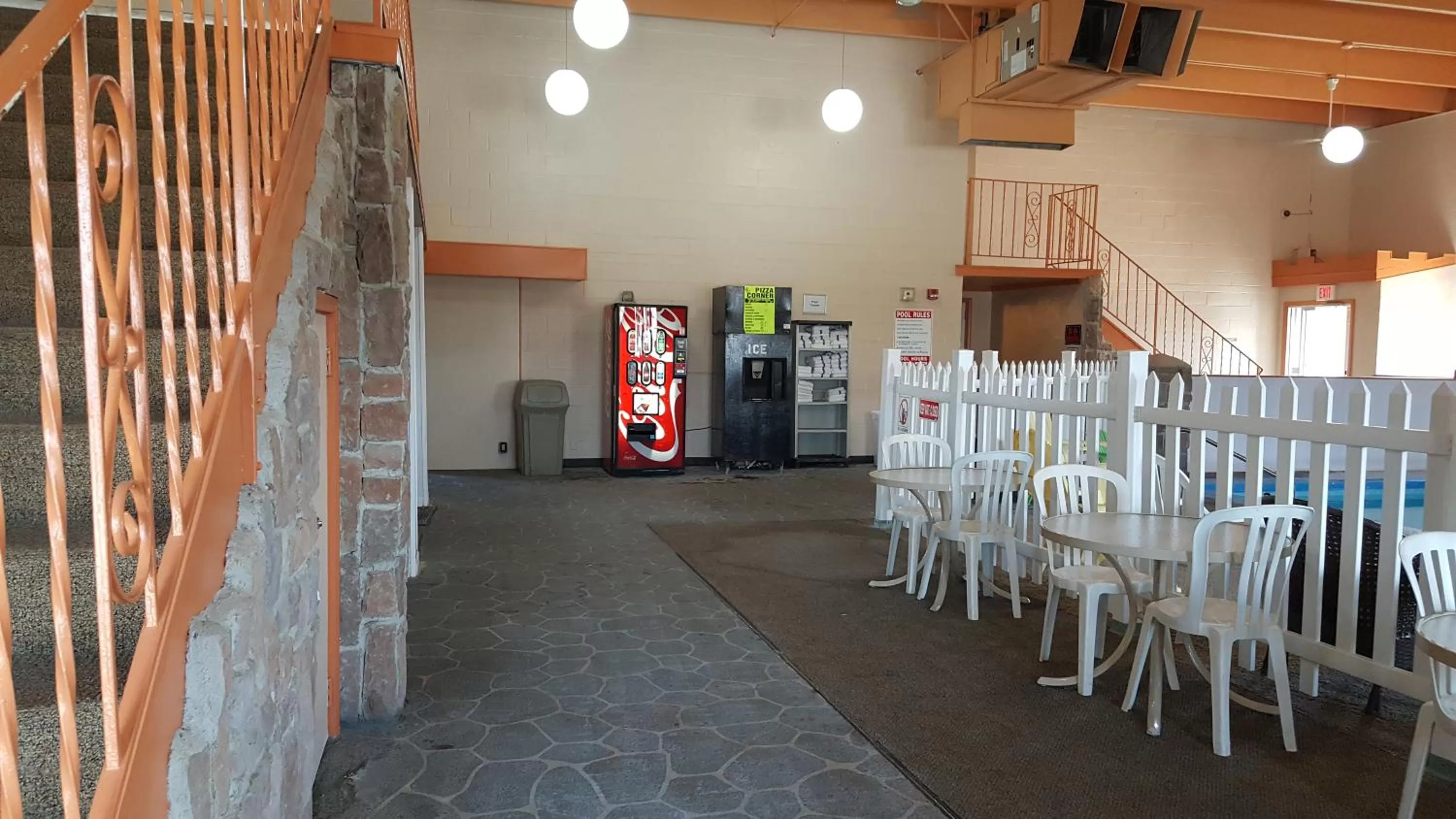 Area and facilities in Knights Inn and Suites - Grand Forks