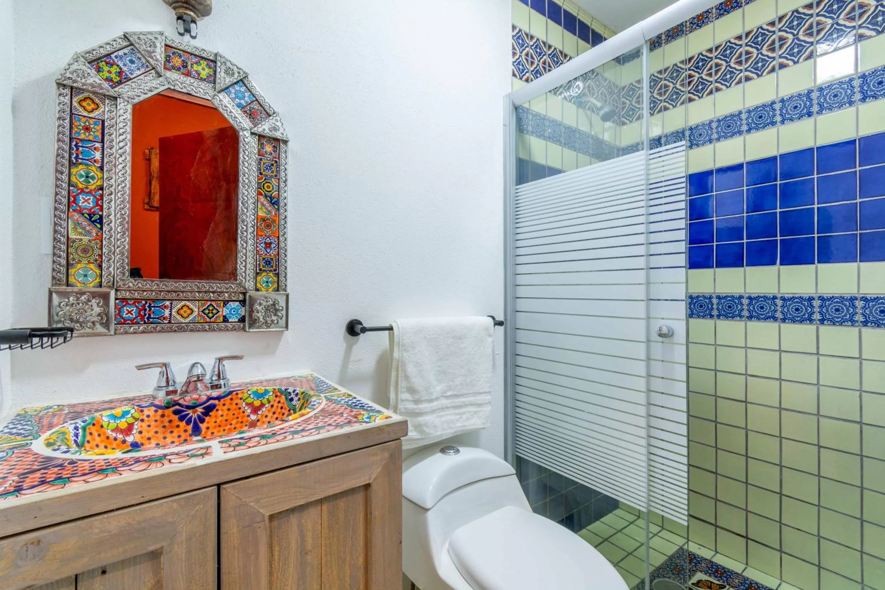 Shower in Hostería Casa Marquez