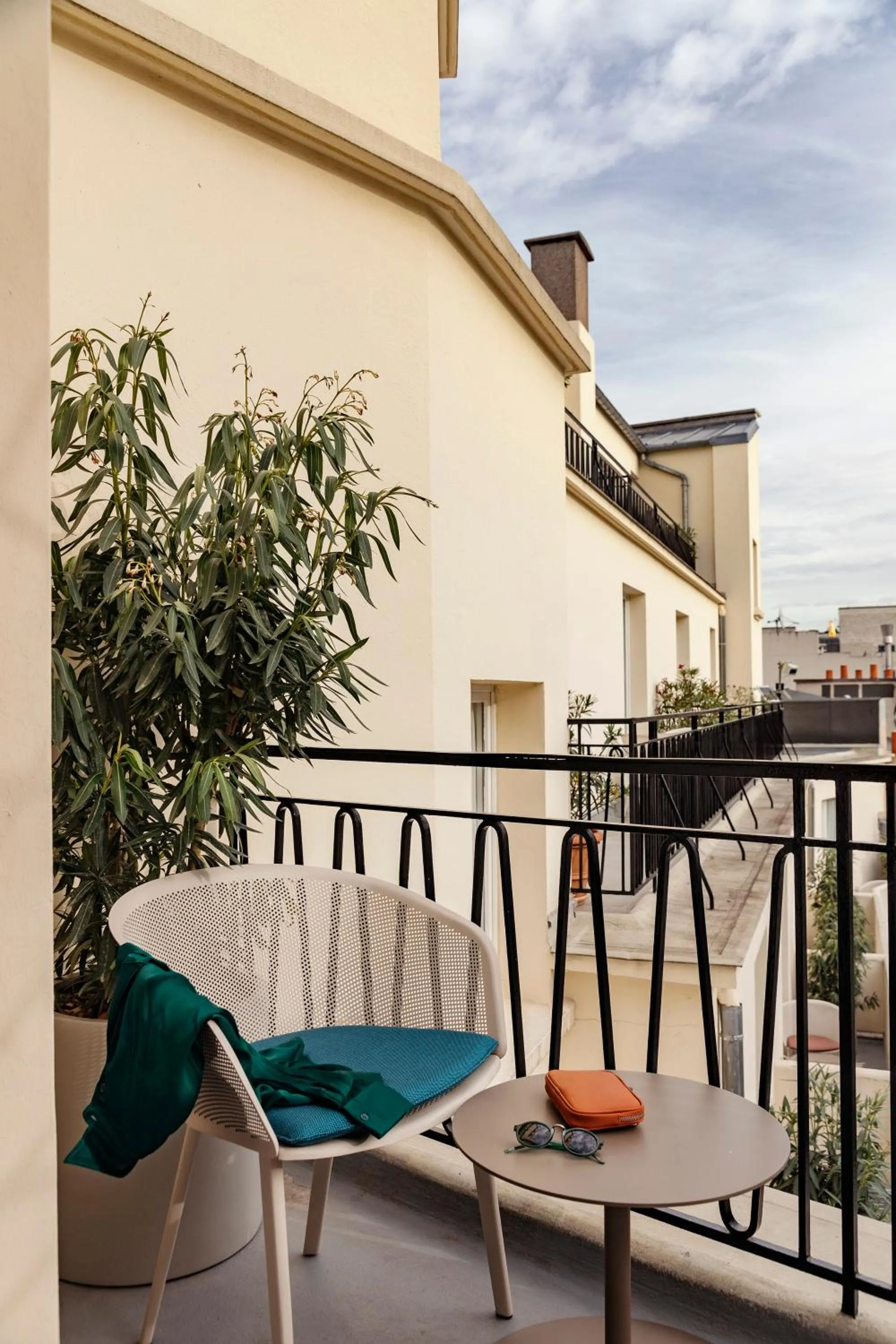 Balcony/Terrace in Villa Marquis a Member of Melia Collection Tour Eiffel
