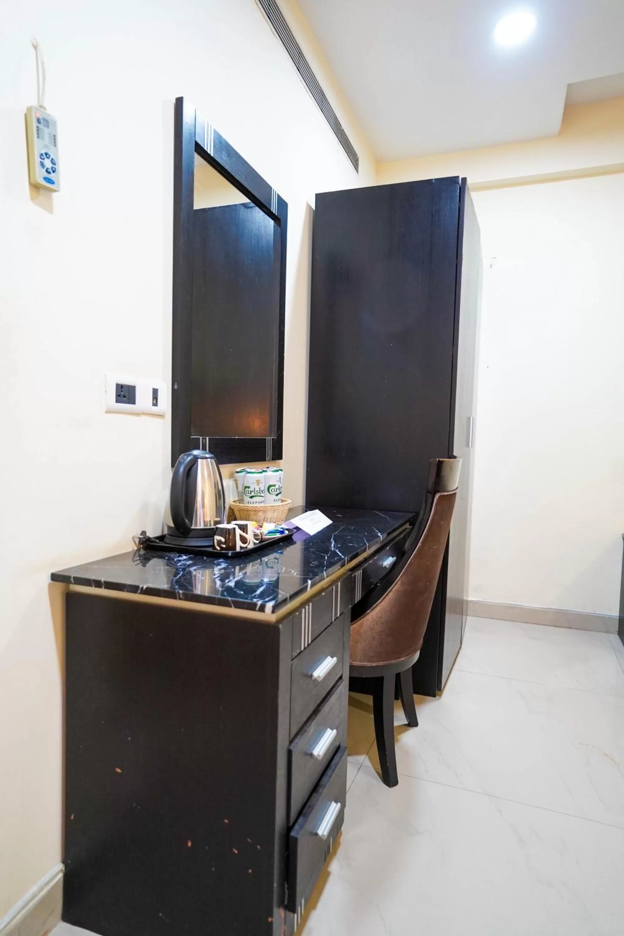 Seating area, TV/Entertainment Center in HOTEL SEVENTH SENSE