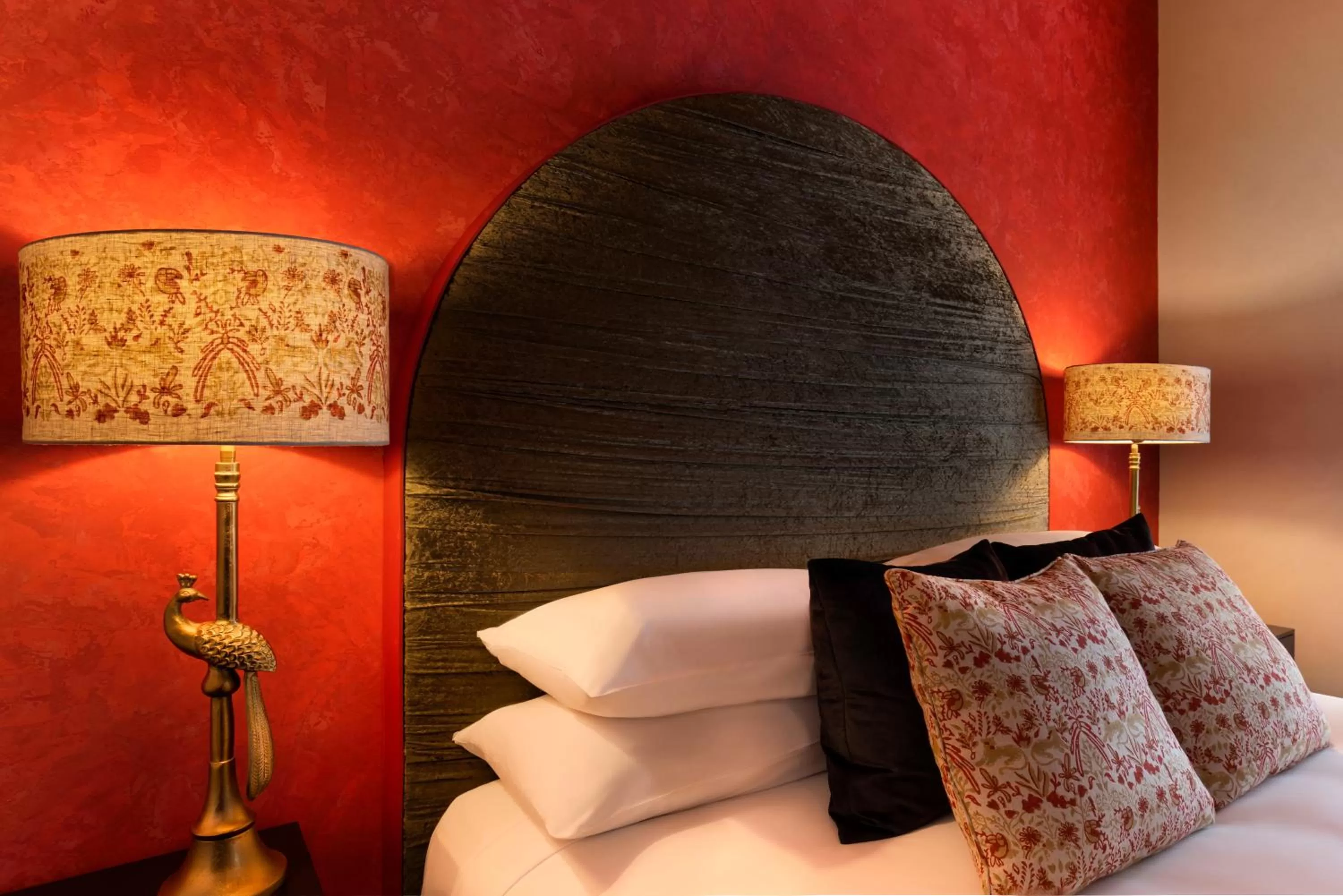 Bed in Hotel Frangos