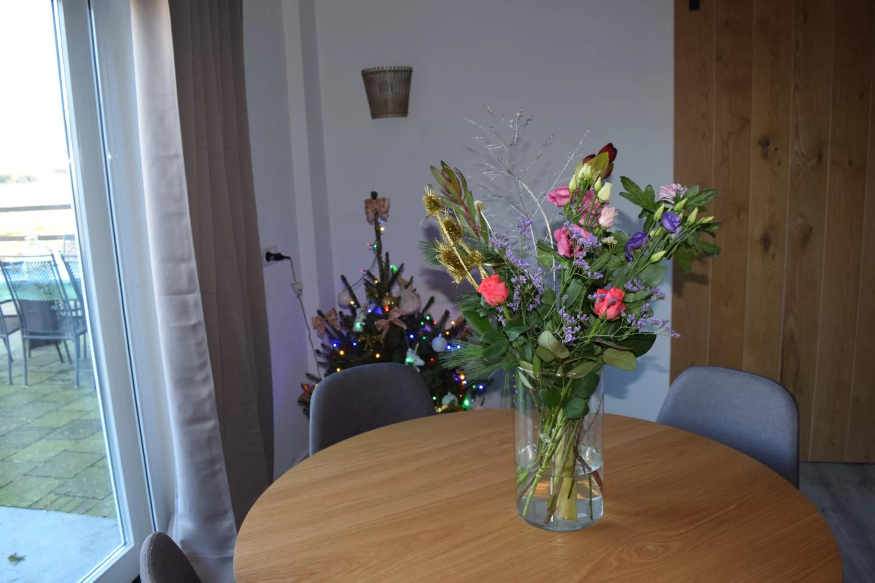 Dining Area in Bed & breakfast Achter ons huis