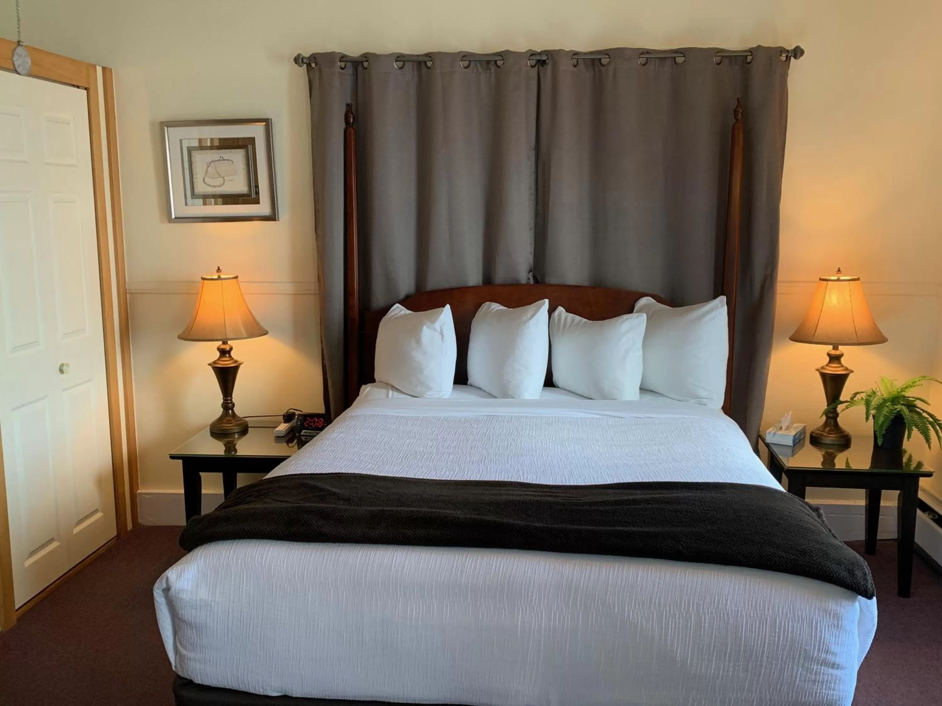 Bed in Kennedy House