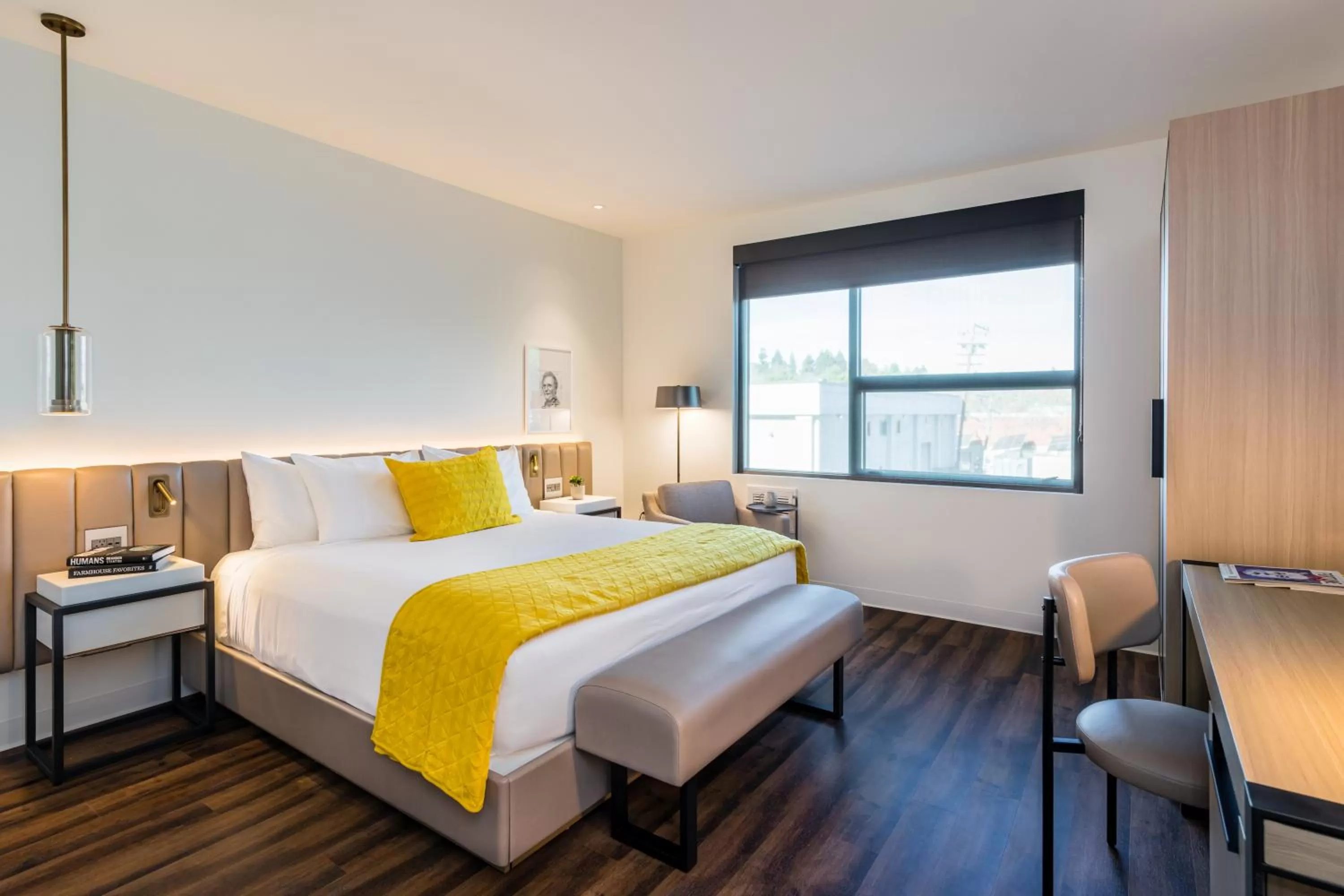 Photo of the whole room, Bed in Shashi Hotel Mountain View Palo Alto