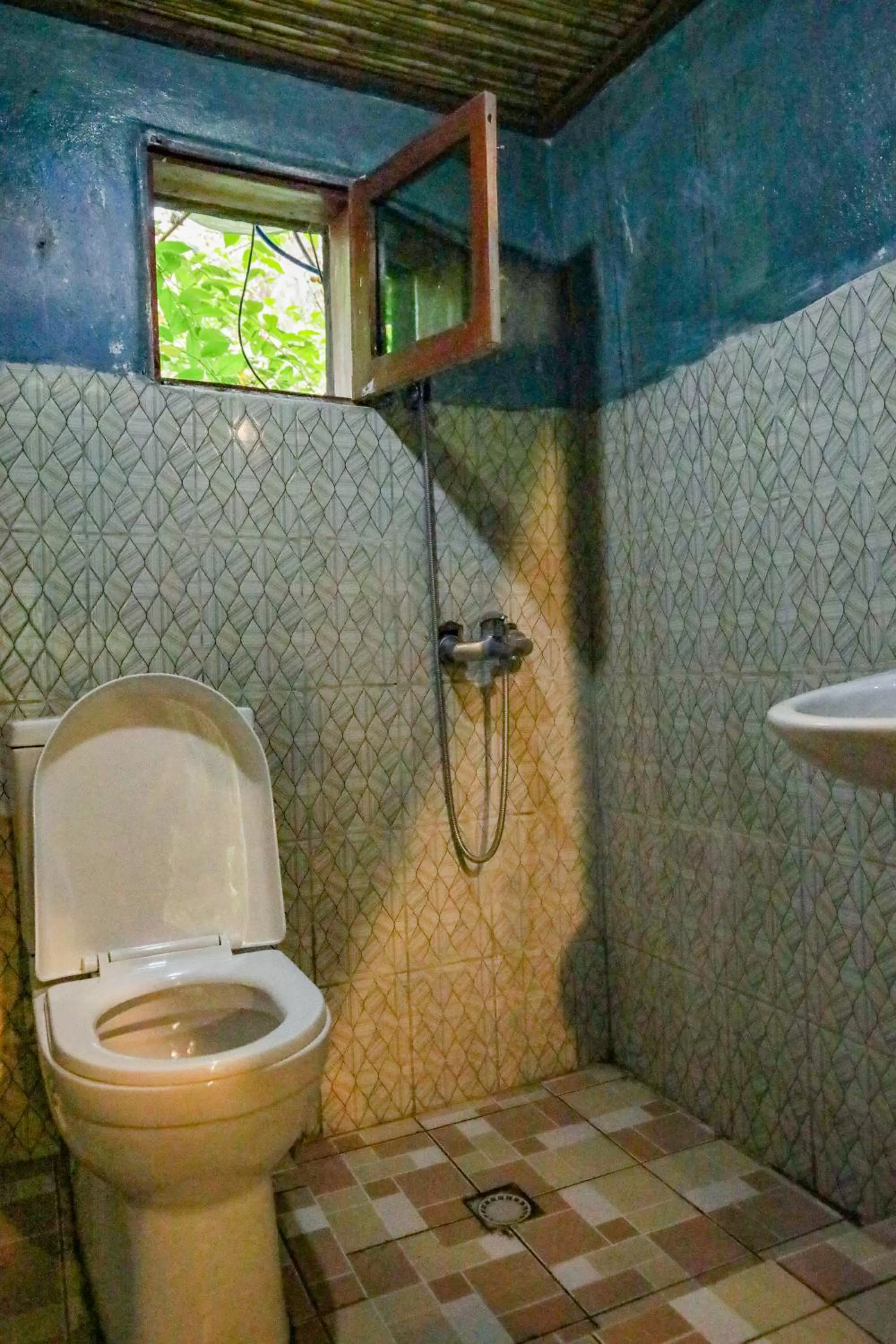 Bathroom in Fravan Eco Resort By Apogee