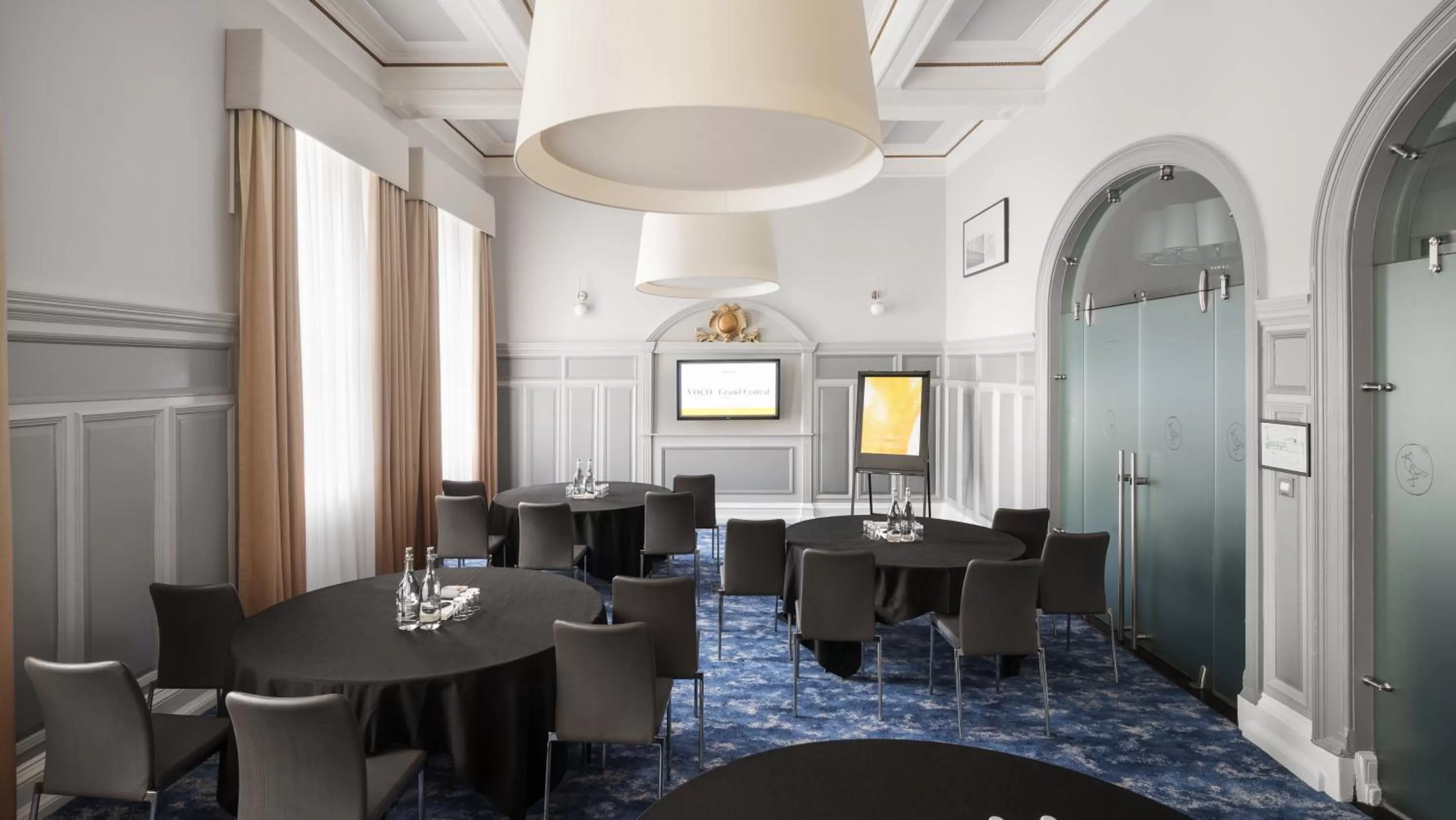 Meeting/conference room in voco Grand Central Glasgow by IHG