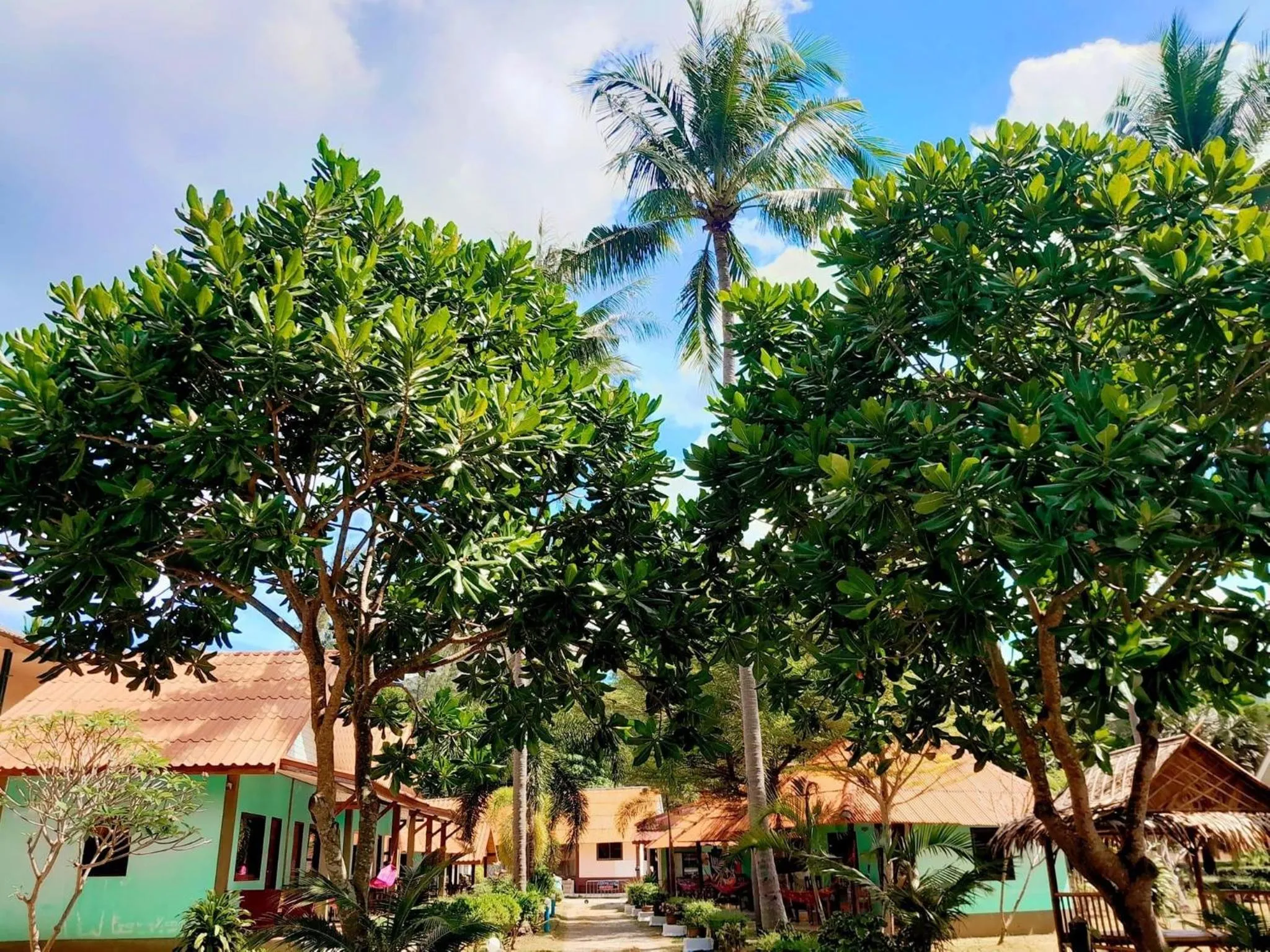 Property building in Lanta L.D. Beach Bungalow