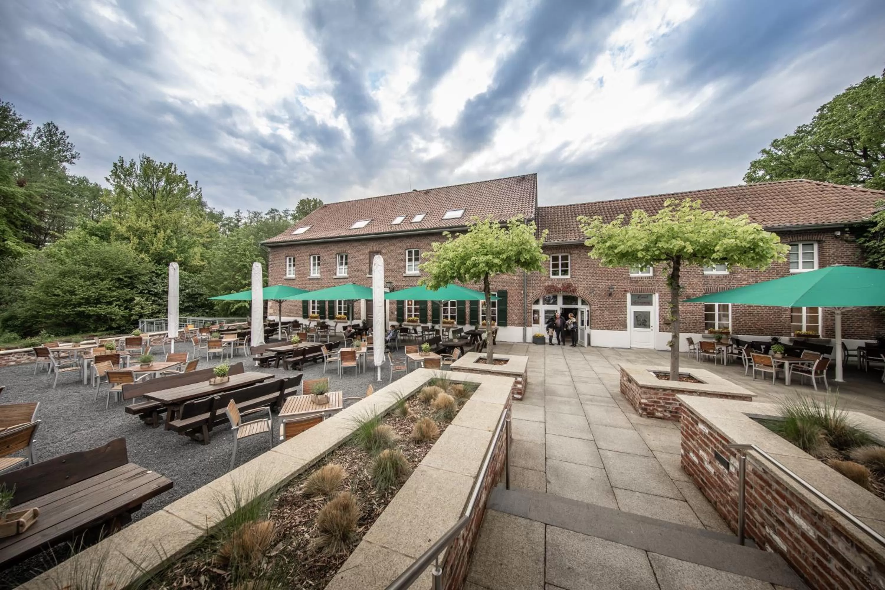 Restaurant/places to eat in Die LÜ - Lüttelforster Mühle