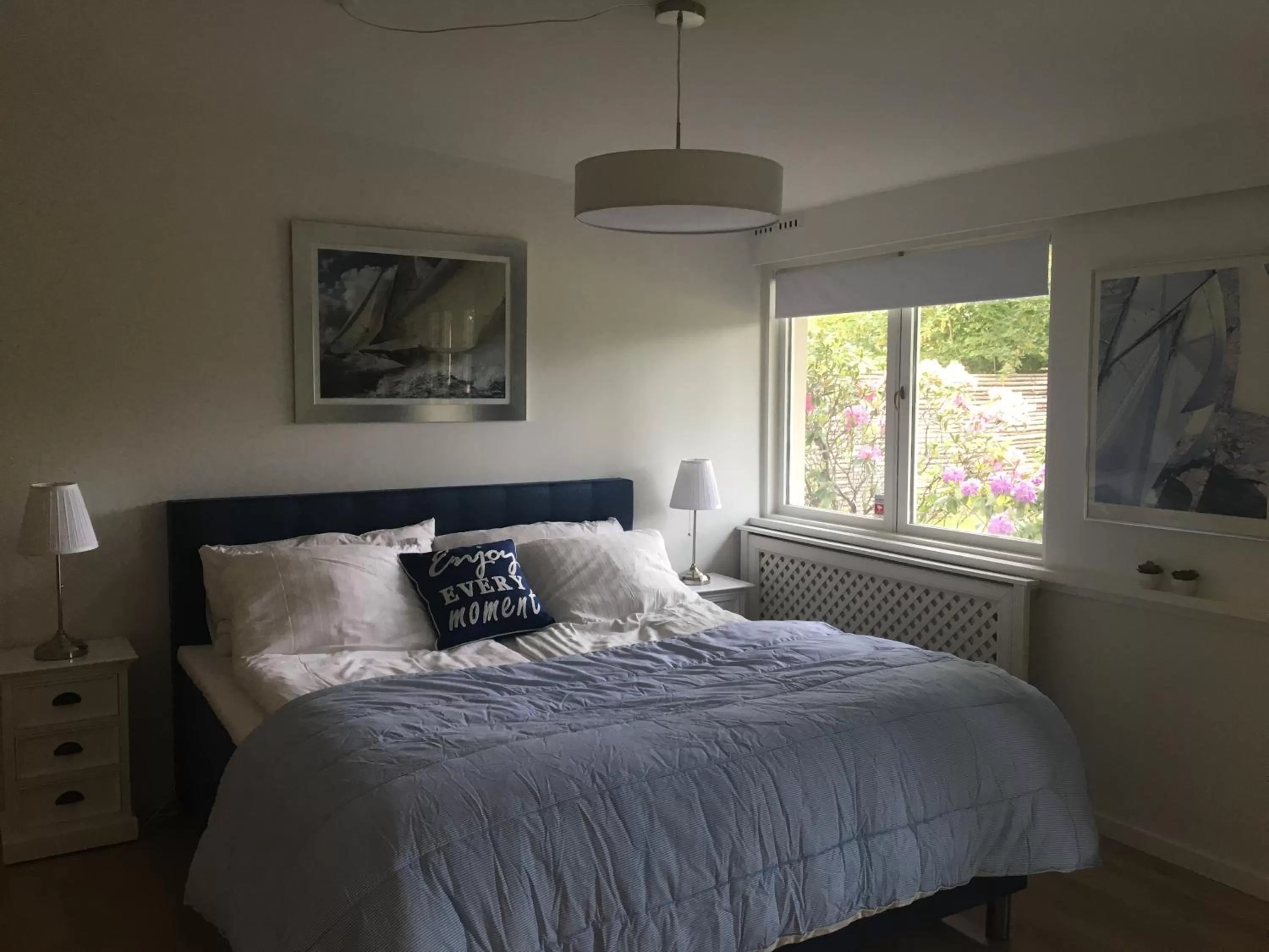 Bed in Trouville Bed & Breakfast