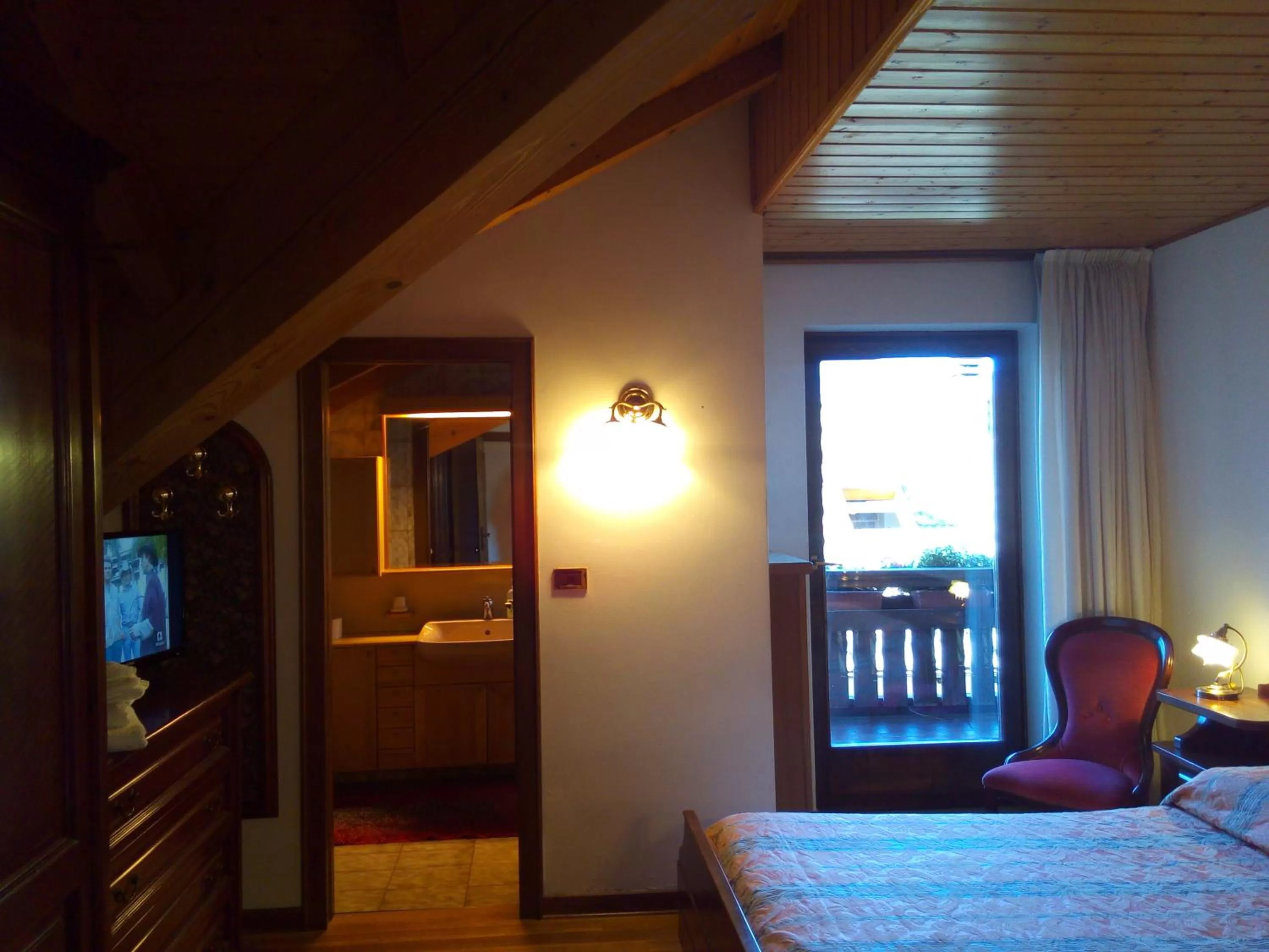 Bathroom, Bed in B&B Casa Bazzanella