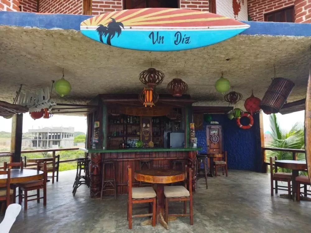 Restaurant/places to eat in Un Dia Boutique Resort