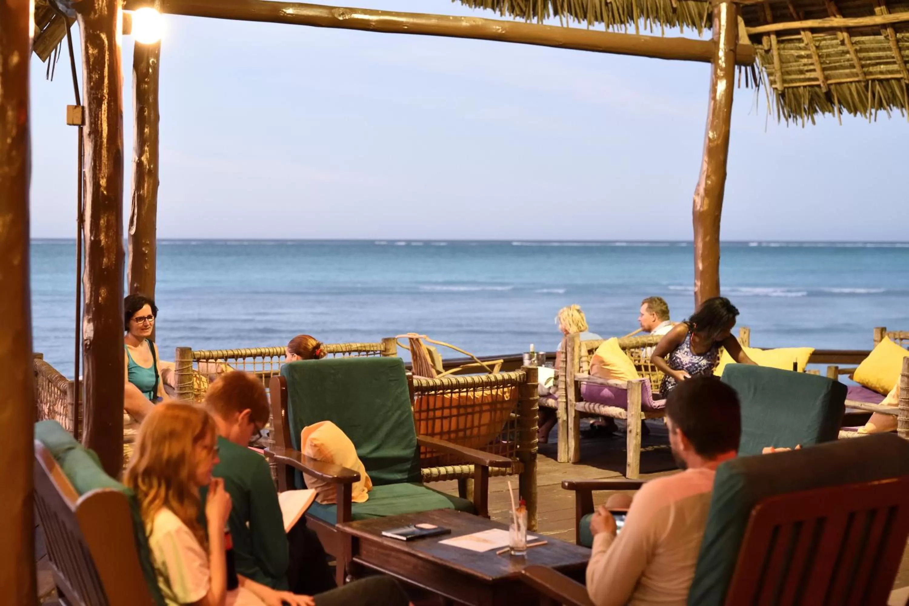 Lounge or bar in Mnarani Beach Cottages