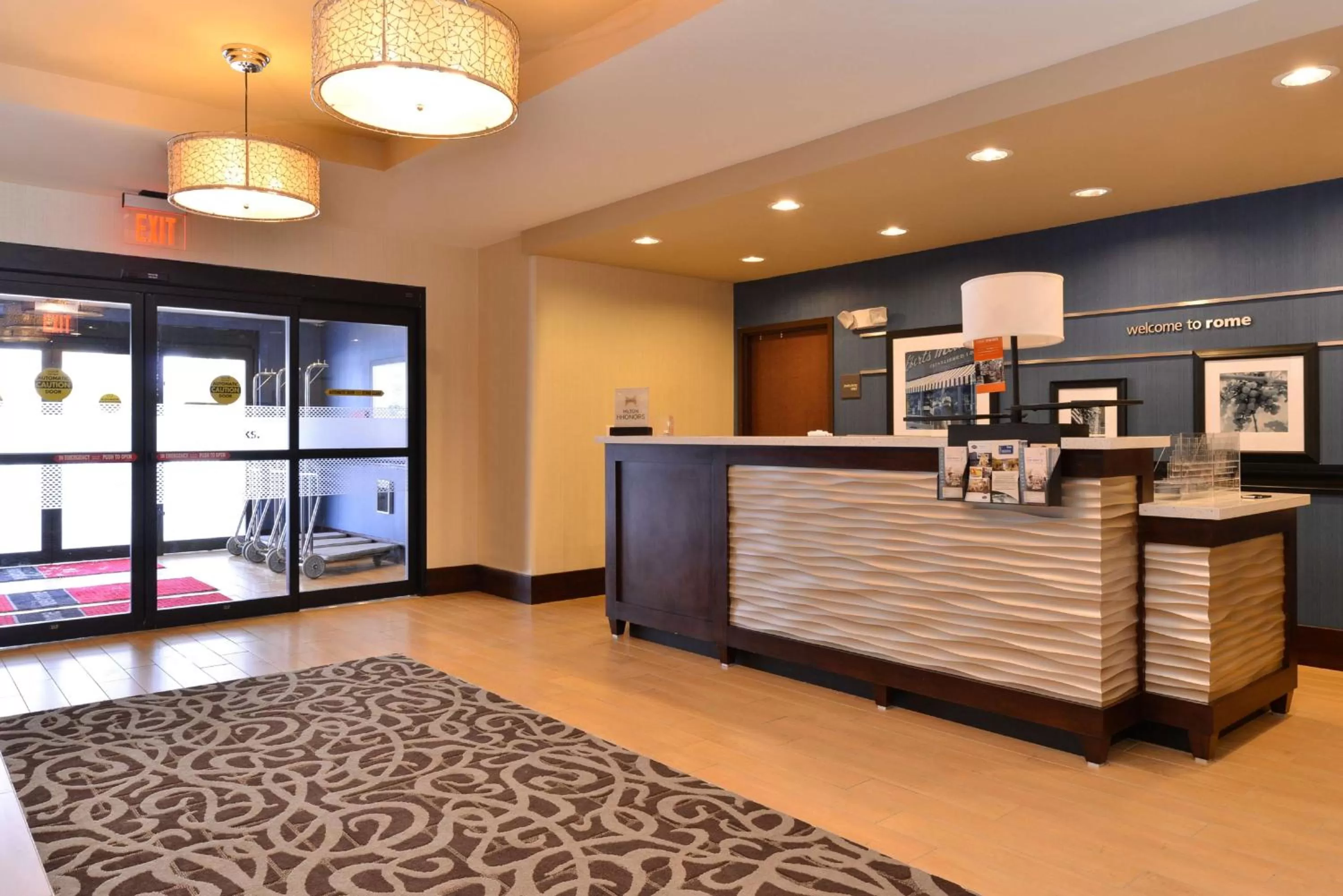 Lobby or reception in Hampton Inn Rome