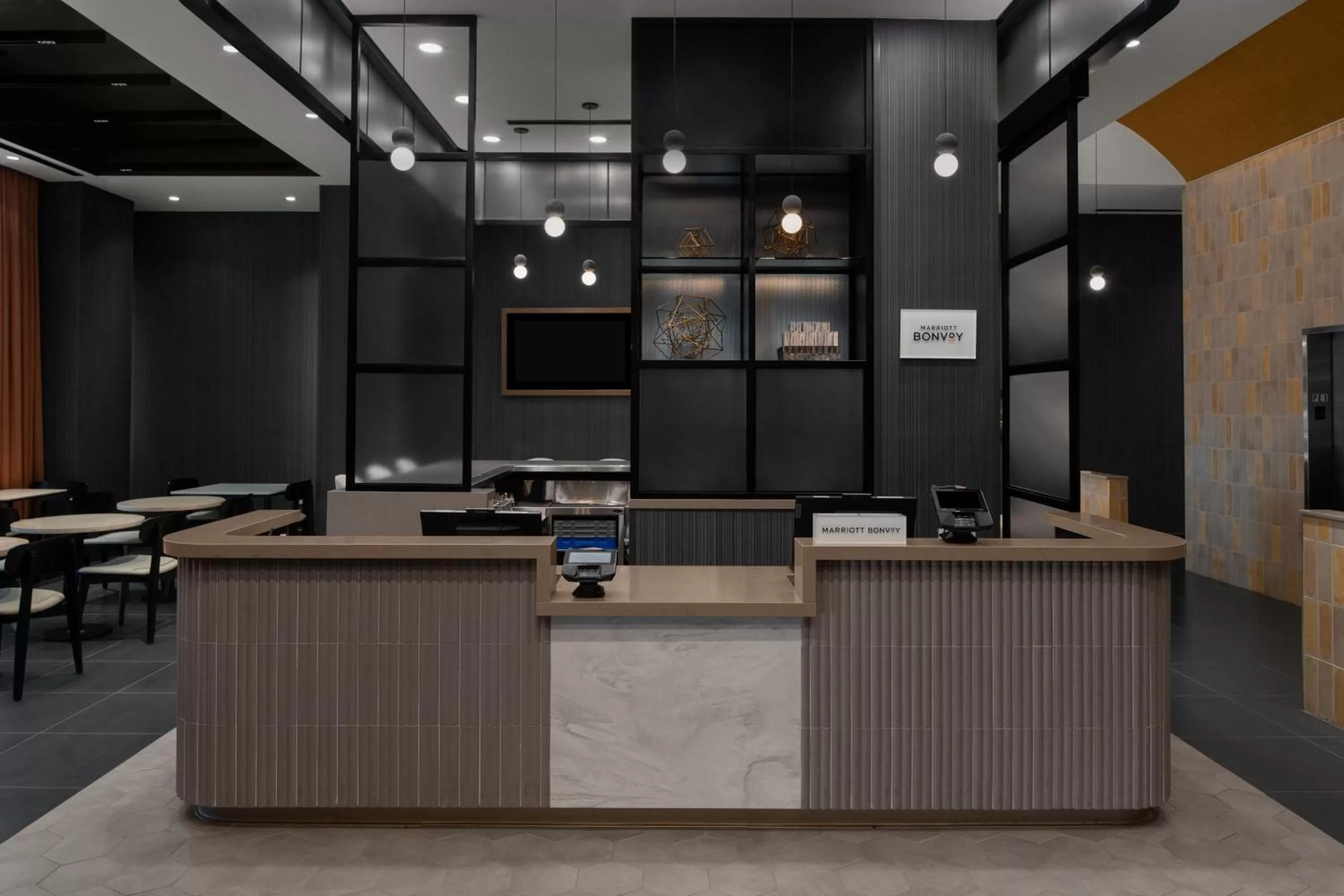 Lobby or reception in Courtyard by Marriott New York World Trade Center Area