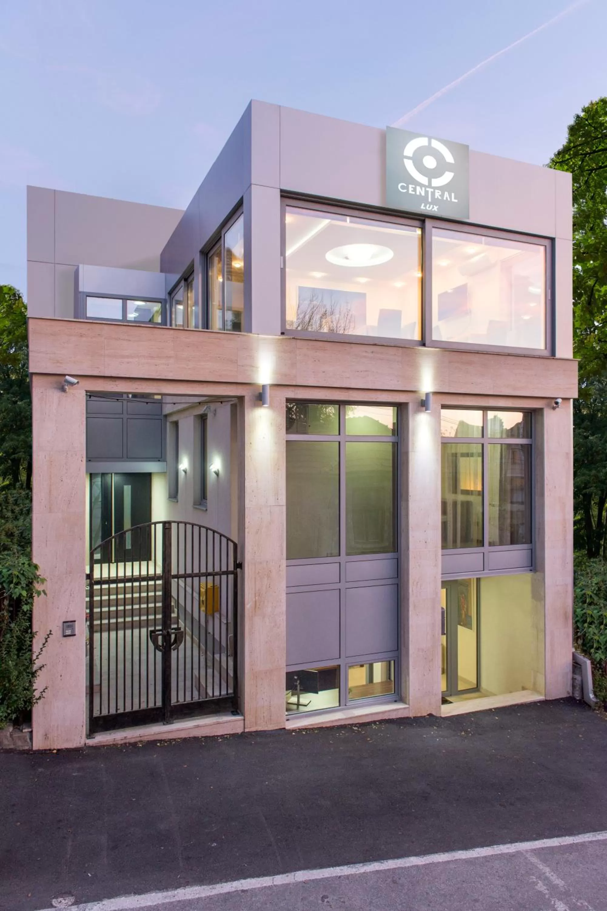 Facade/entrance in Garni Hotel Central Lux