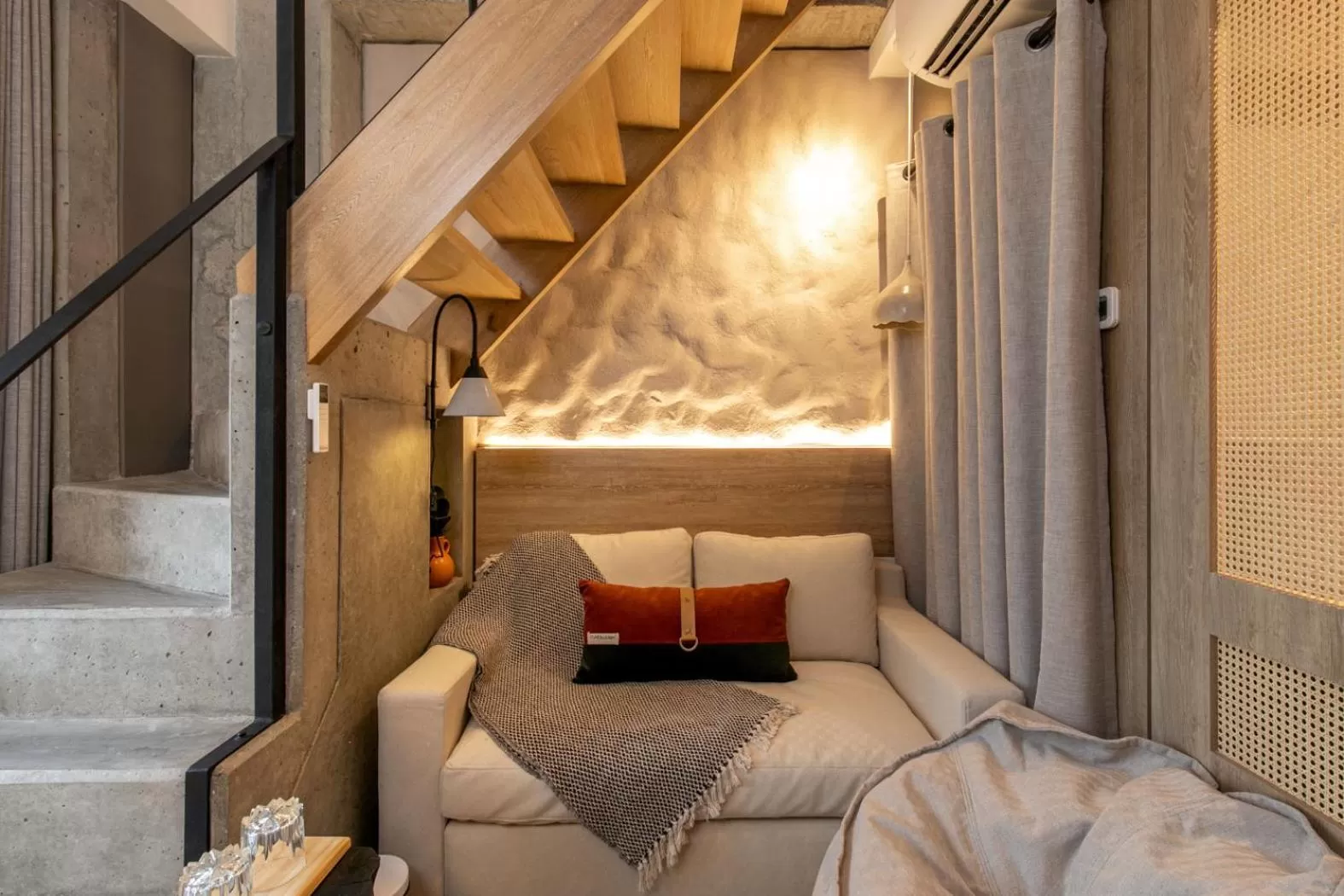 Seating area in Landmark Hotel