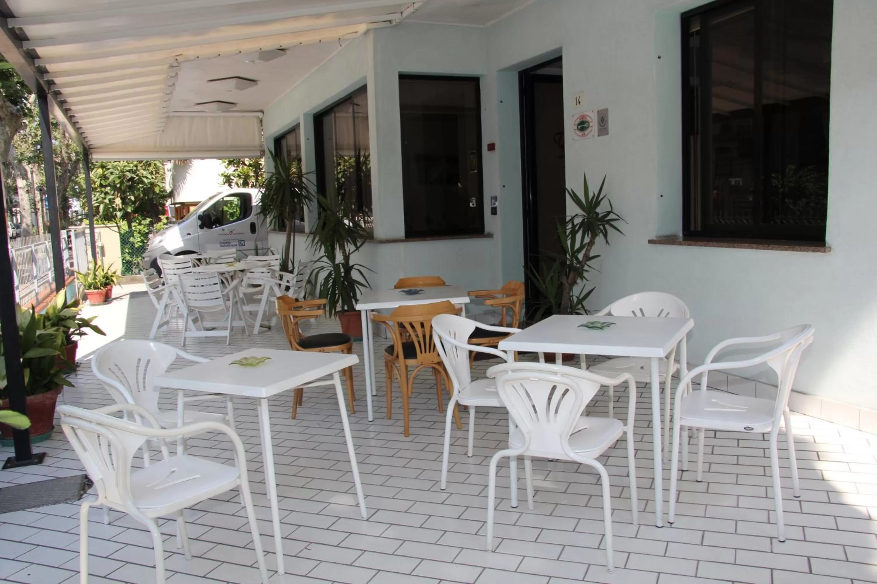 Facade/entrance in Hotel Vela Azzurra
