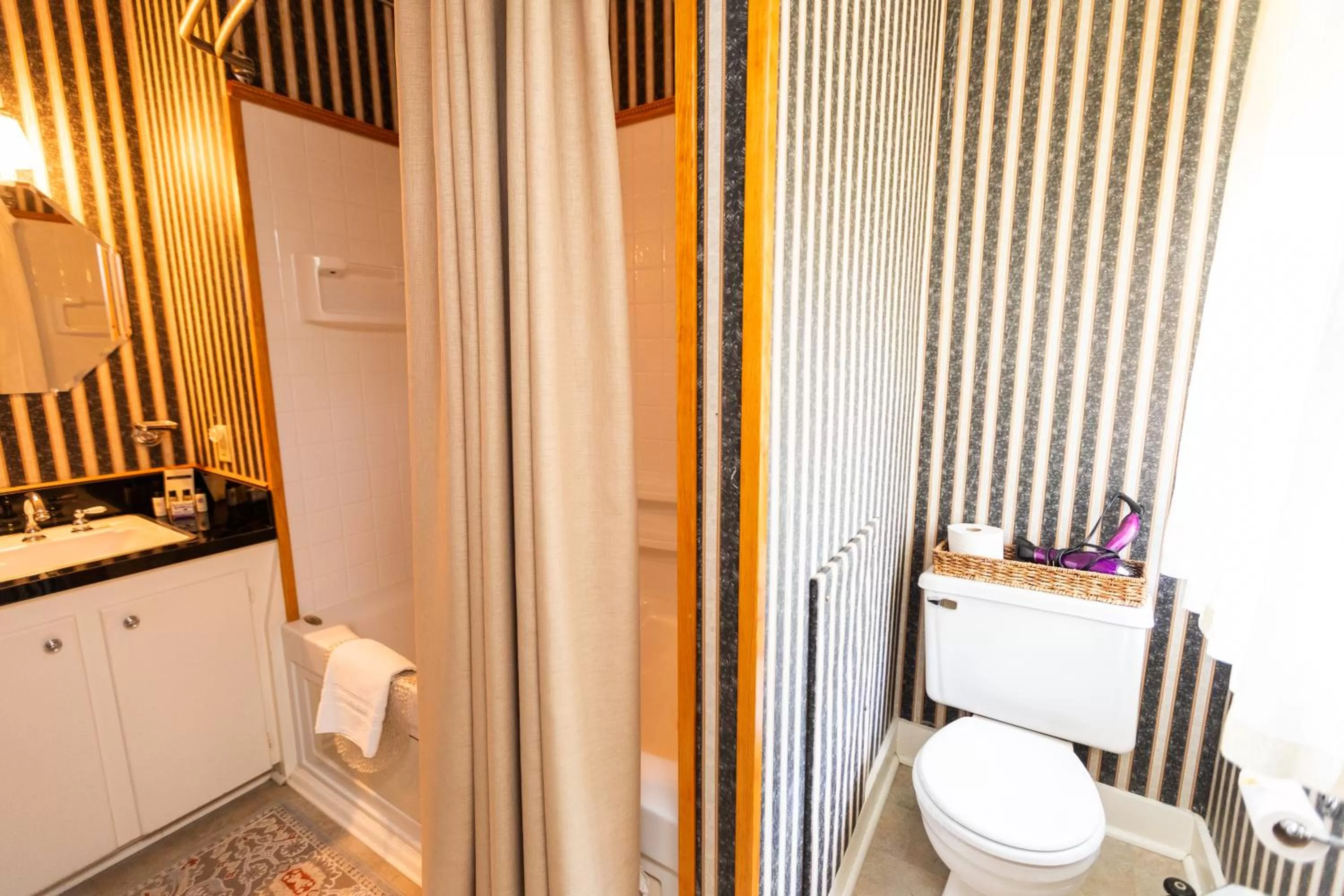 Bathroom in Waybury Inn