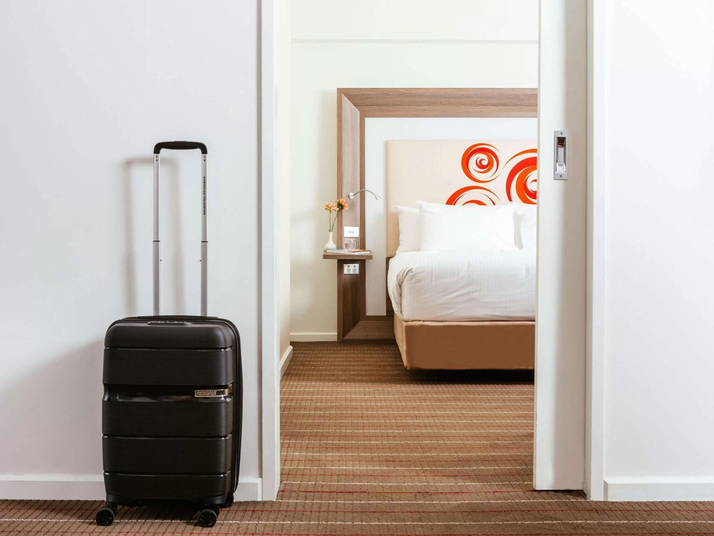 King Suite with Spa in Novotel Melbourne Glen Waverley