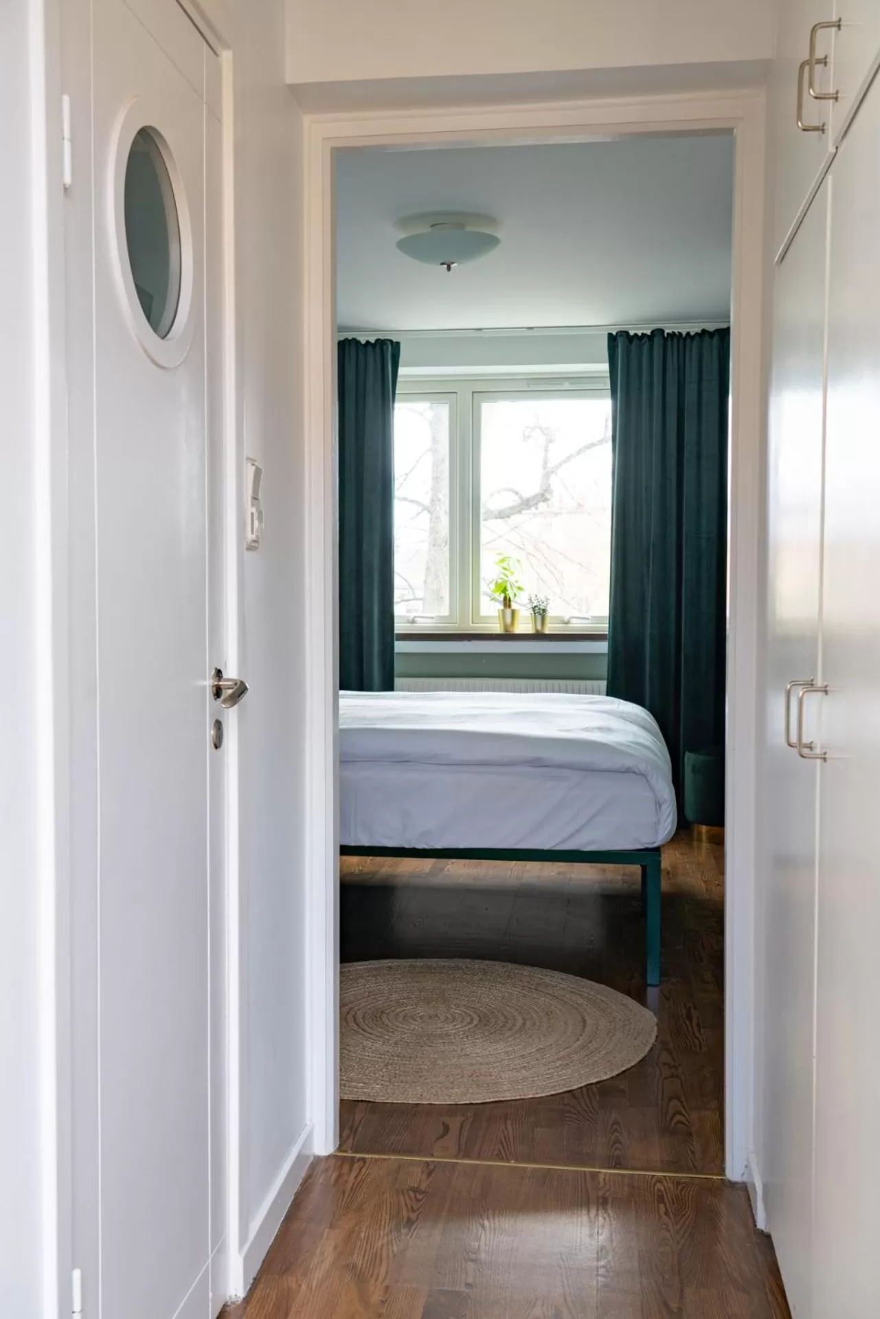 Photo of the whole room, Bed in Botanika Uppsala