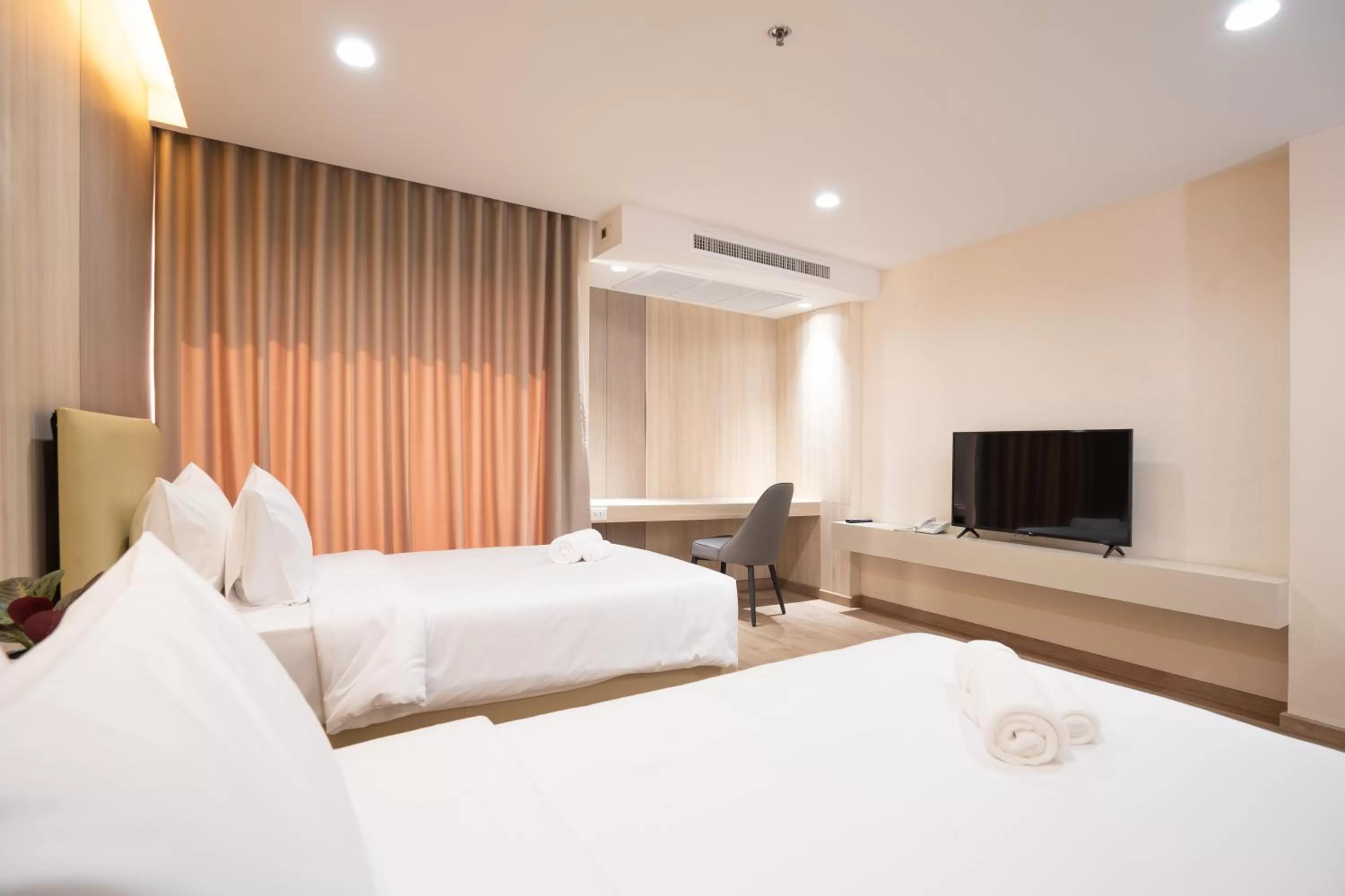 Bedroom, Bed in Oriole Residence - Suvarnabhumi Airport
