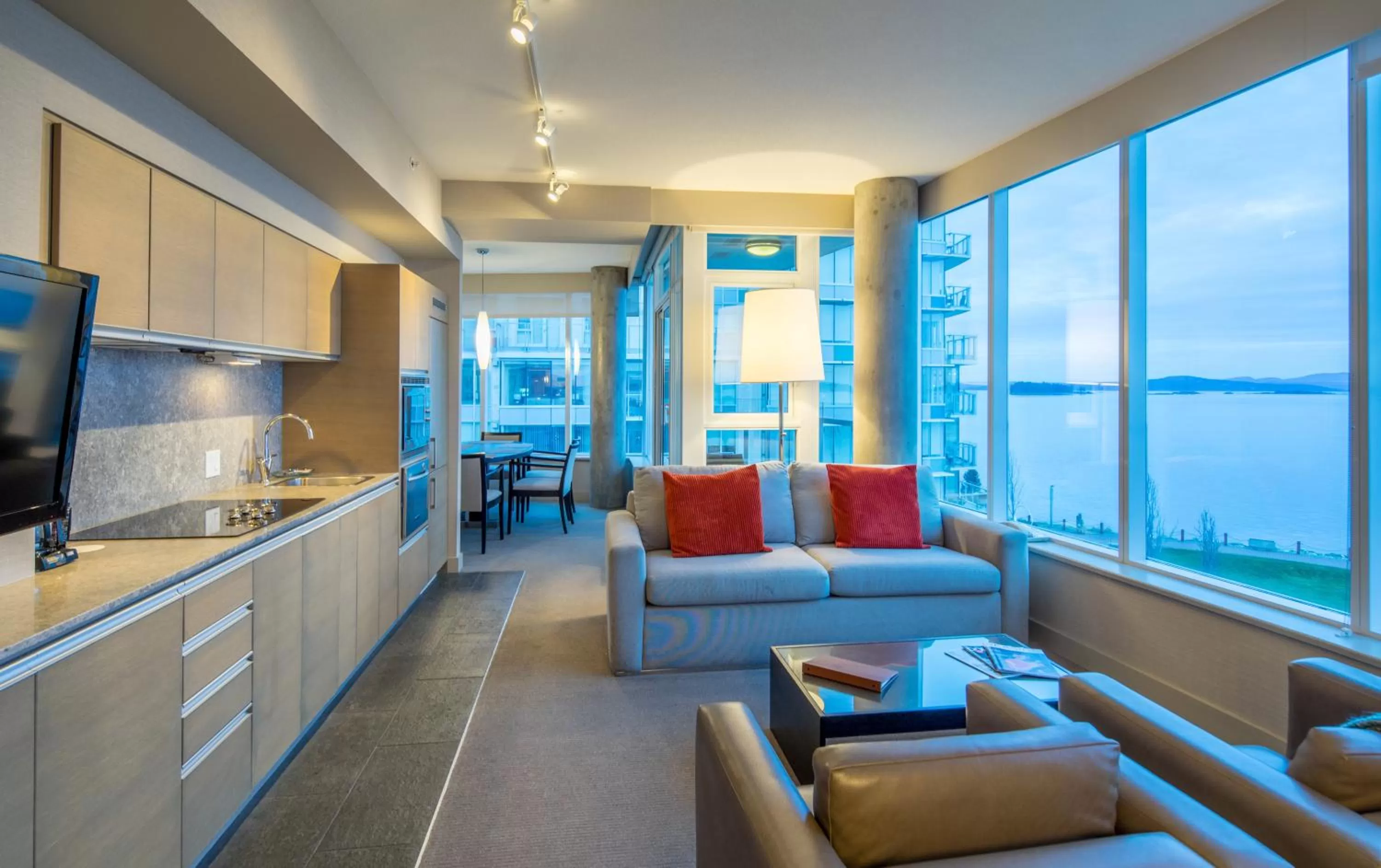 Kitchen or kitchenette in The Sidney Pier Hotel & Spa