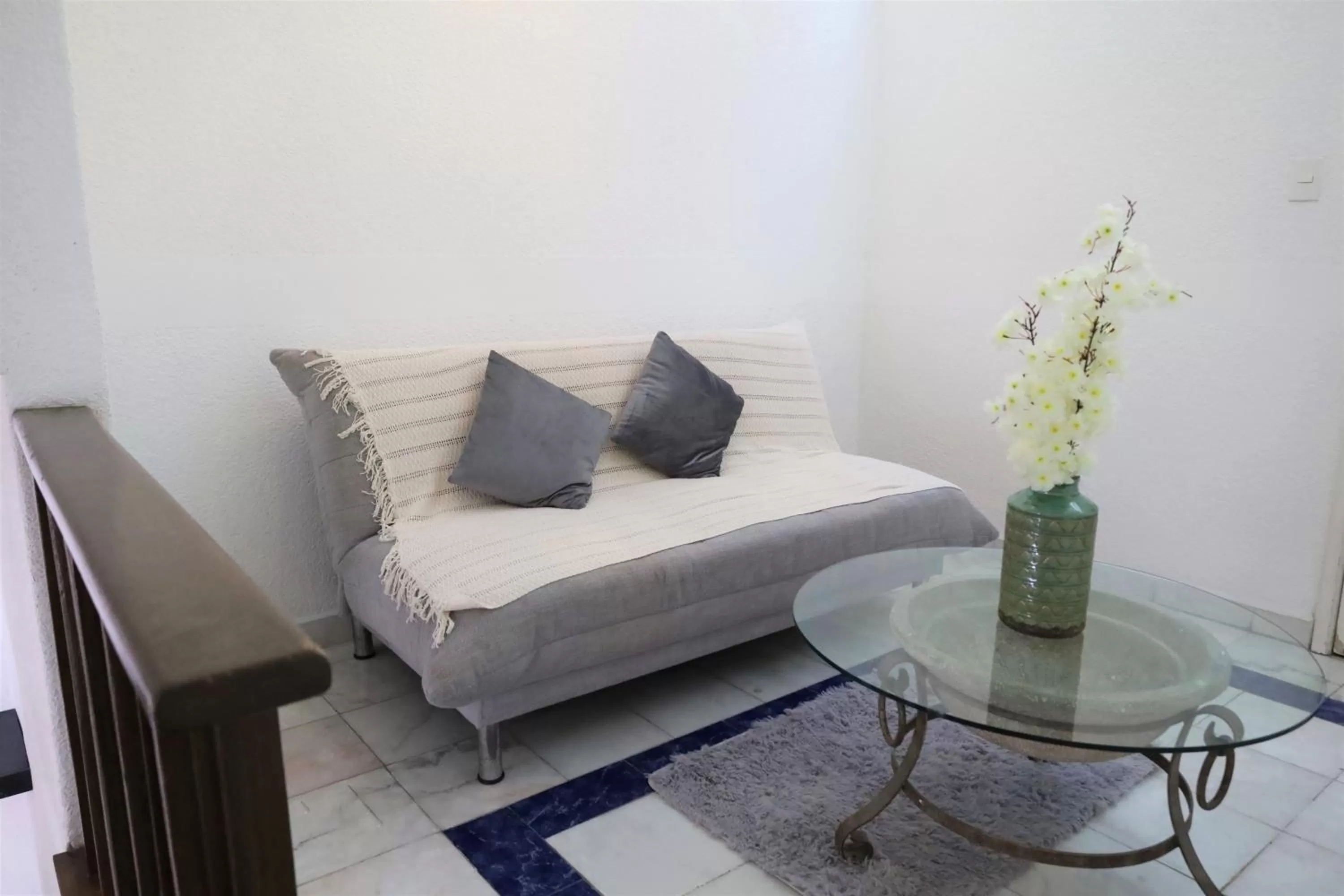 Living room, Bed in Hotel Grand Vista Cuernavaca