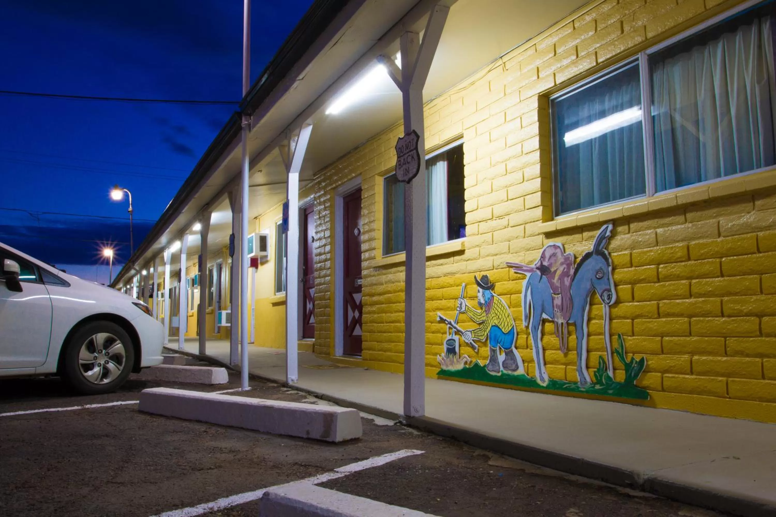 Property building in Brad's Desert Inn