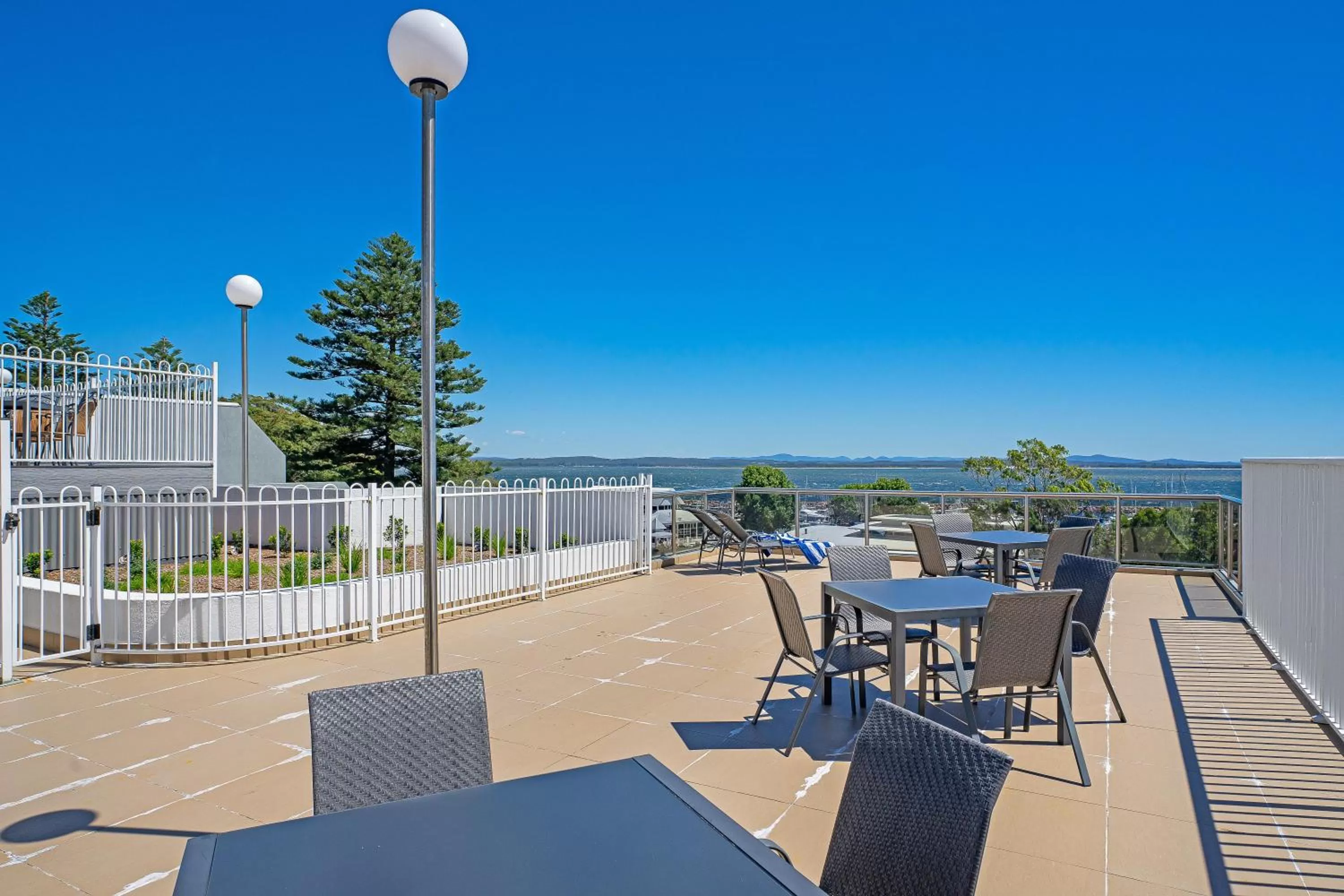 Balcony/Terrace in Nelson Towers Motel & Apartments
