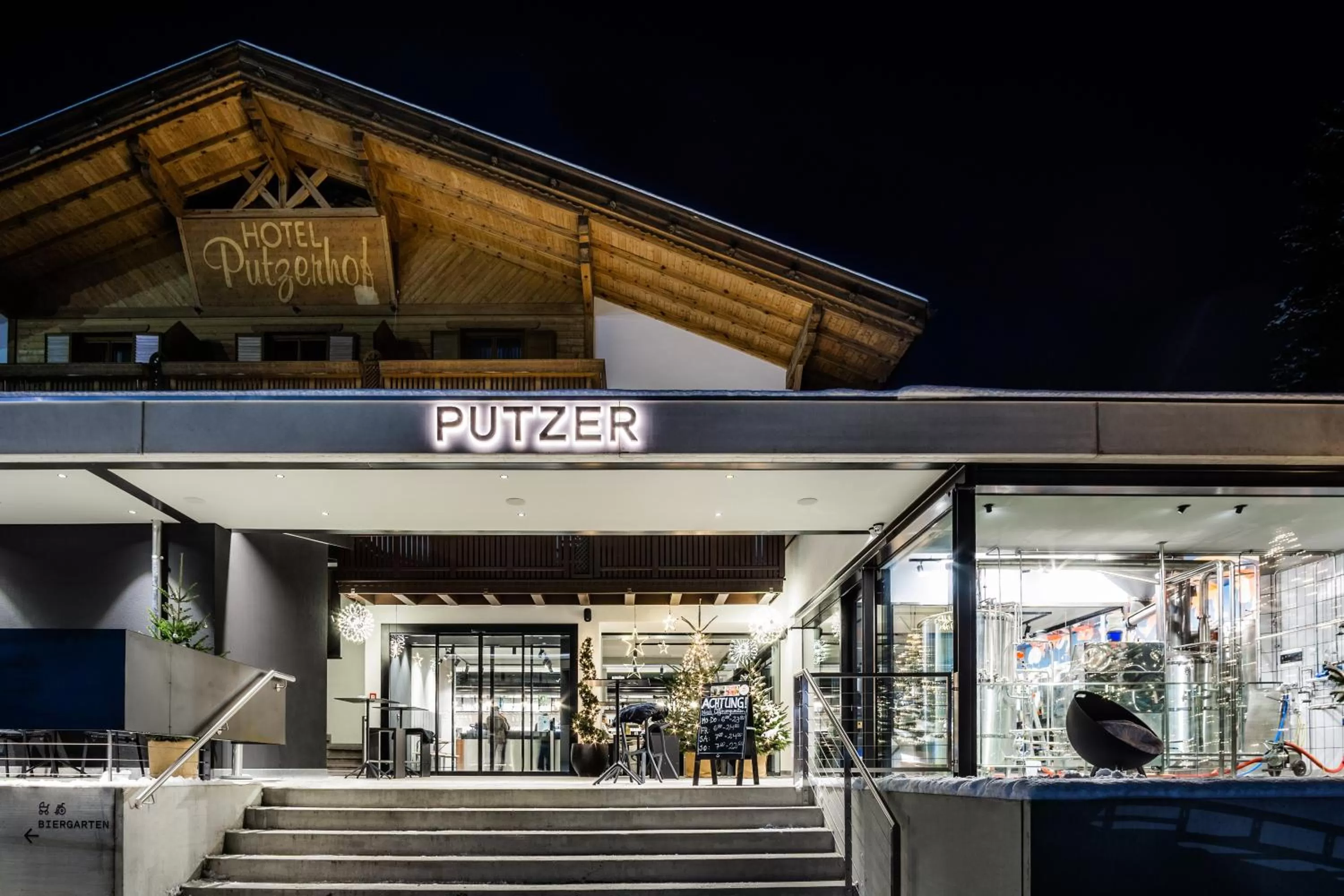 Property building in Hotel Restaurant Putzer