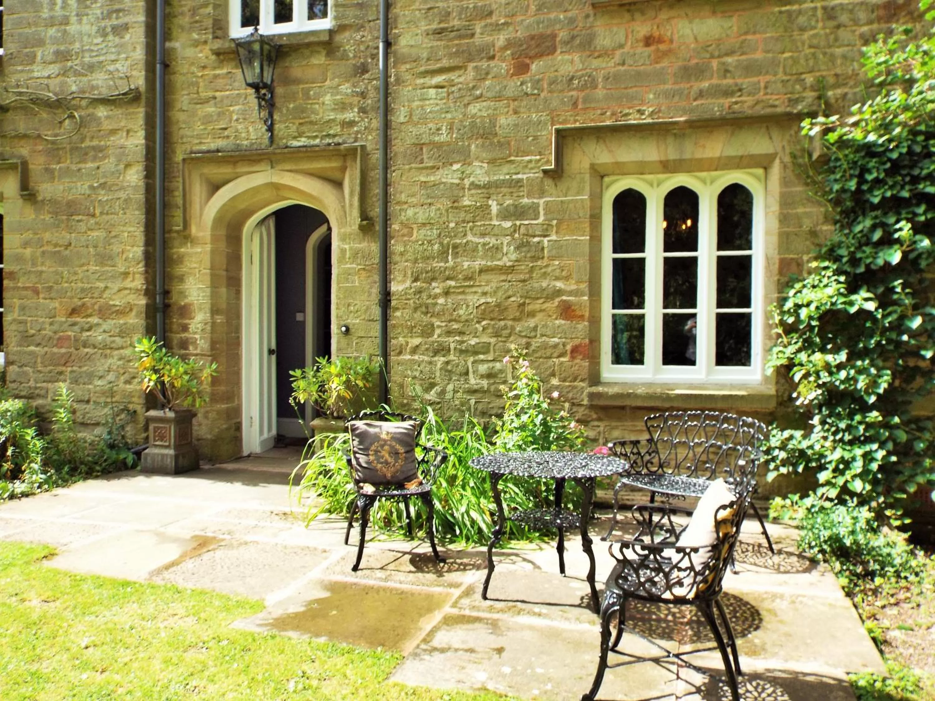 Garden in Old Vicarage B&B