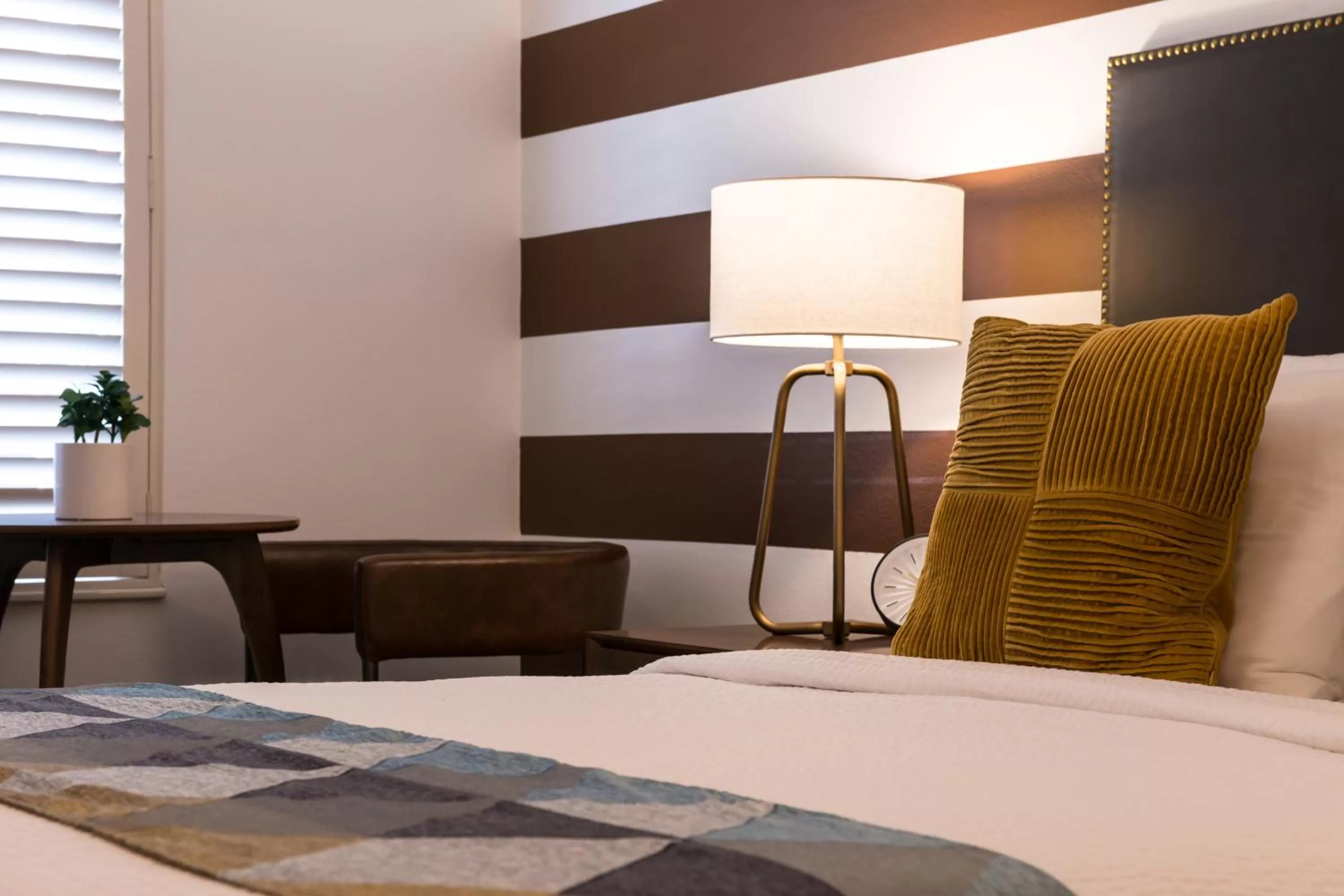 Decorative detail, Bed in Wine Valley Inn