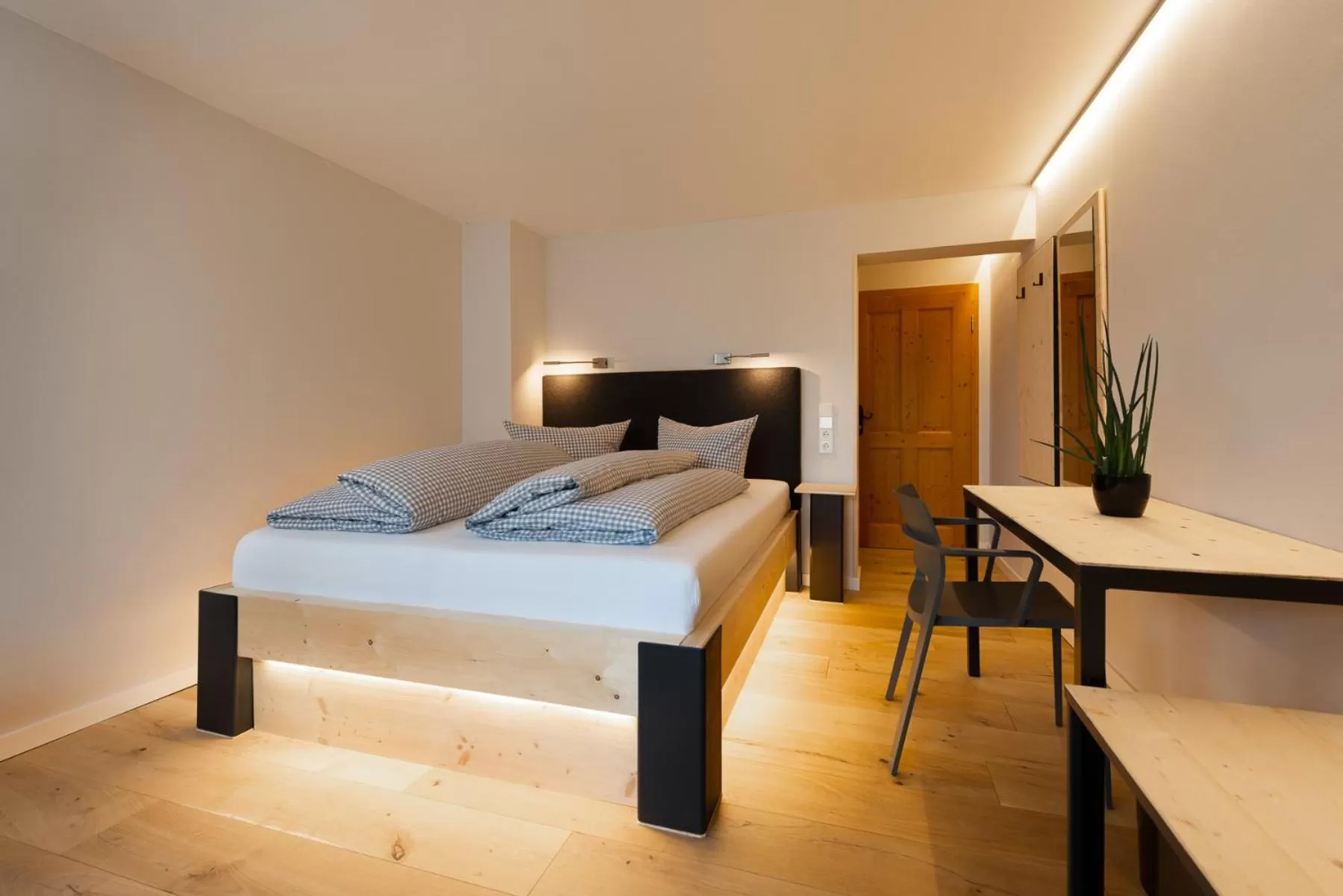 Photo of the whole room, Bed in freistil Boutiquehotel