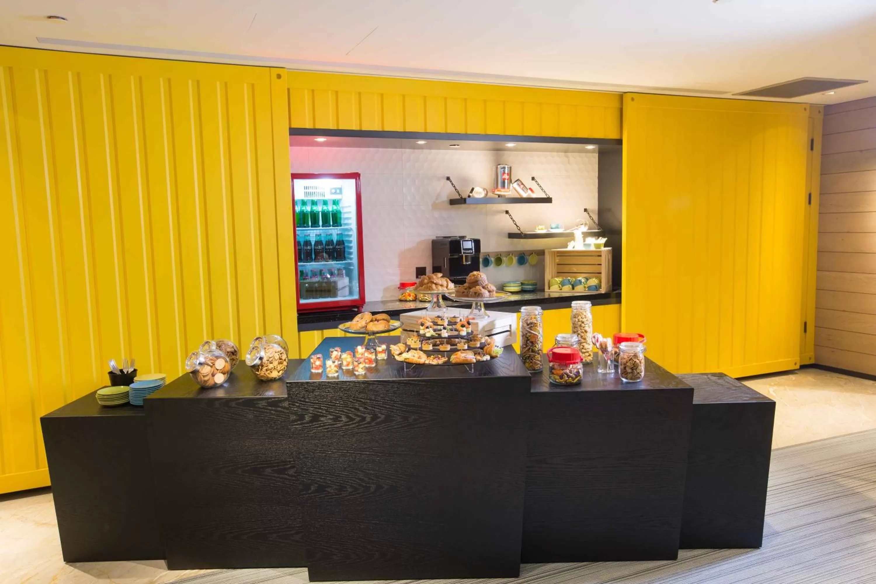 Restaurant/places to eat in Hotel Indigo Kaohsiung Central Park by IHG