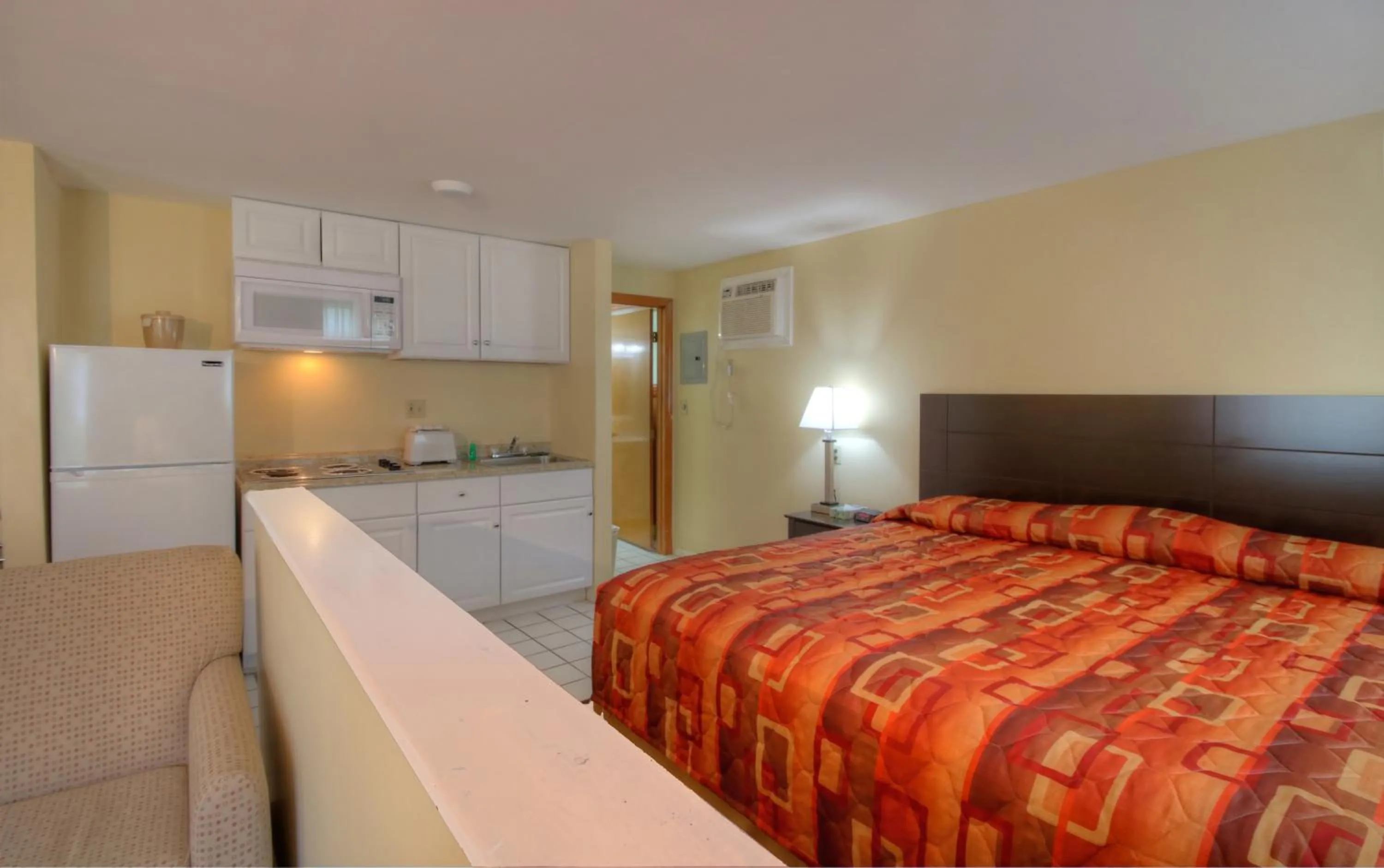 Bedroom, Bed in Ogunquit Tides