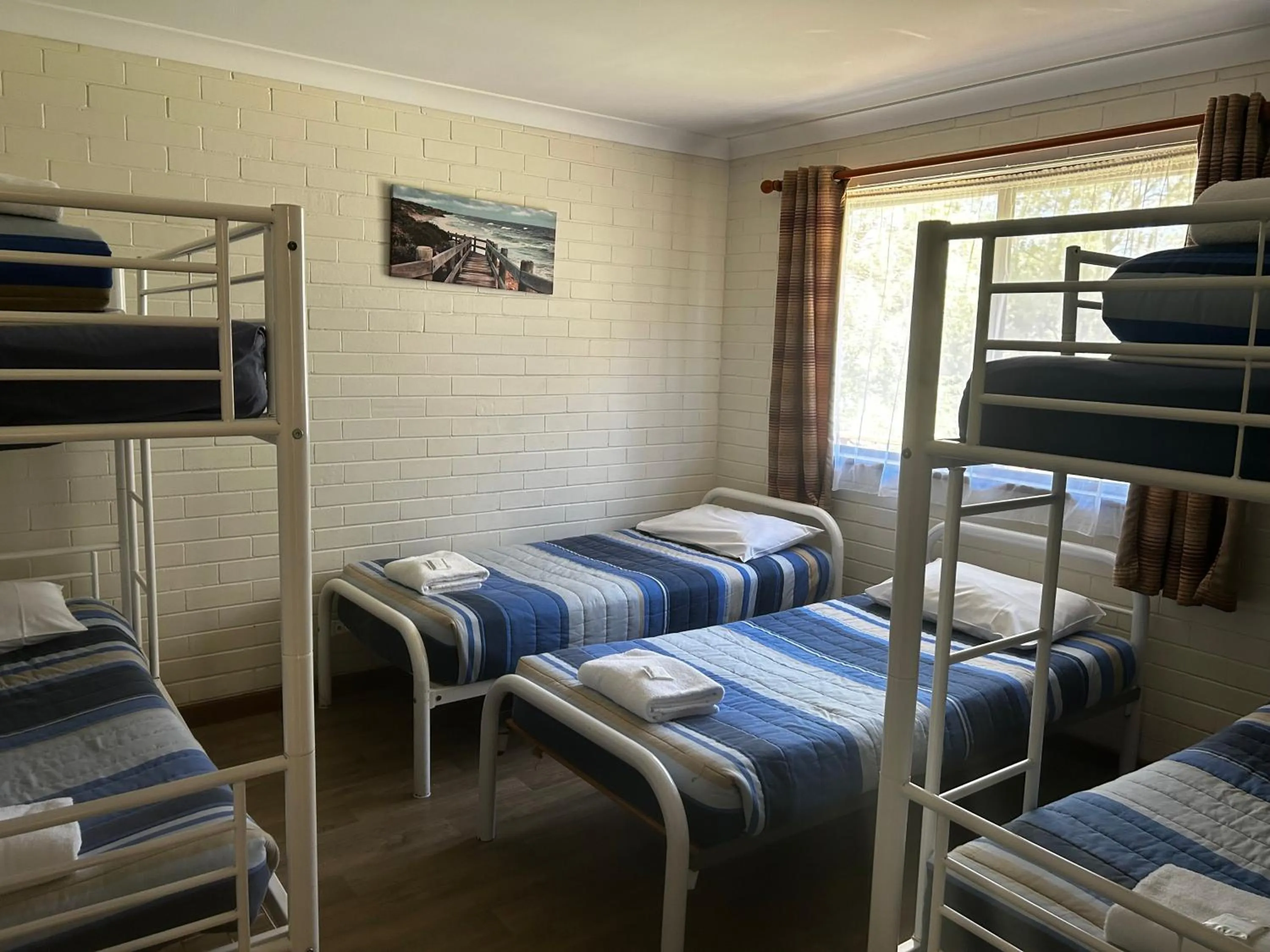 Bedroom, Bed in Emu Beach Chalets