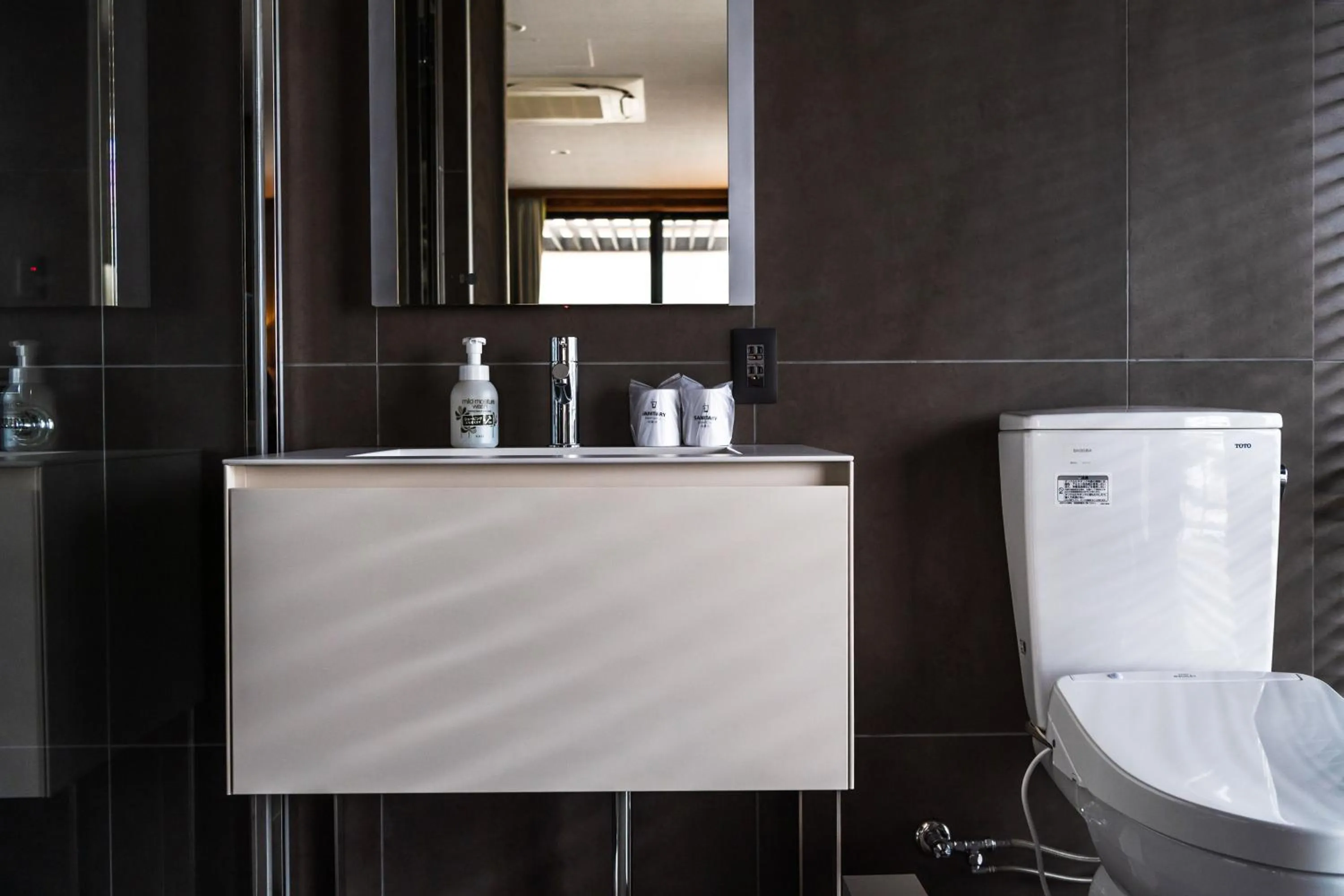 Bathroom in Hotel Azat Naha