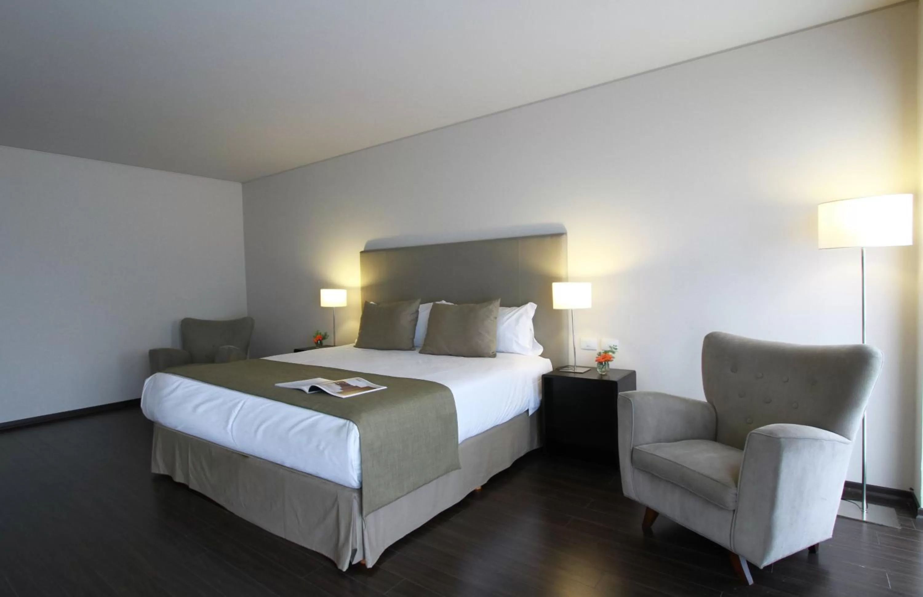 Food and drinks, Bed in Dazzler by Wyndham Buenos Aires Palermo