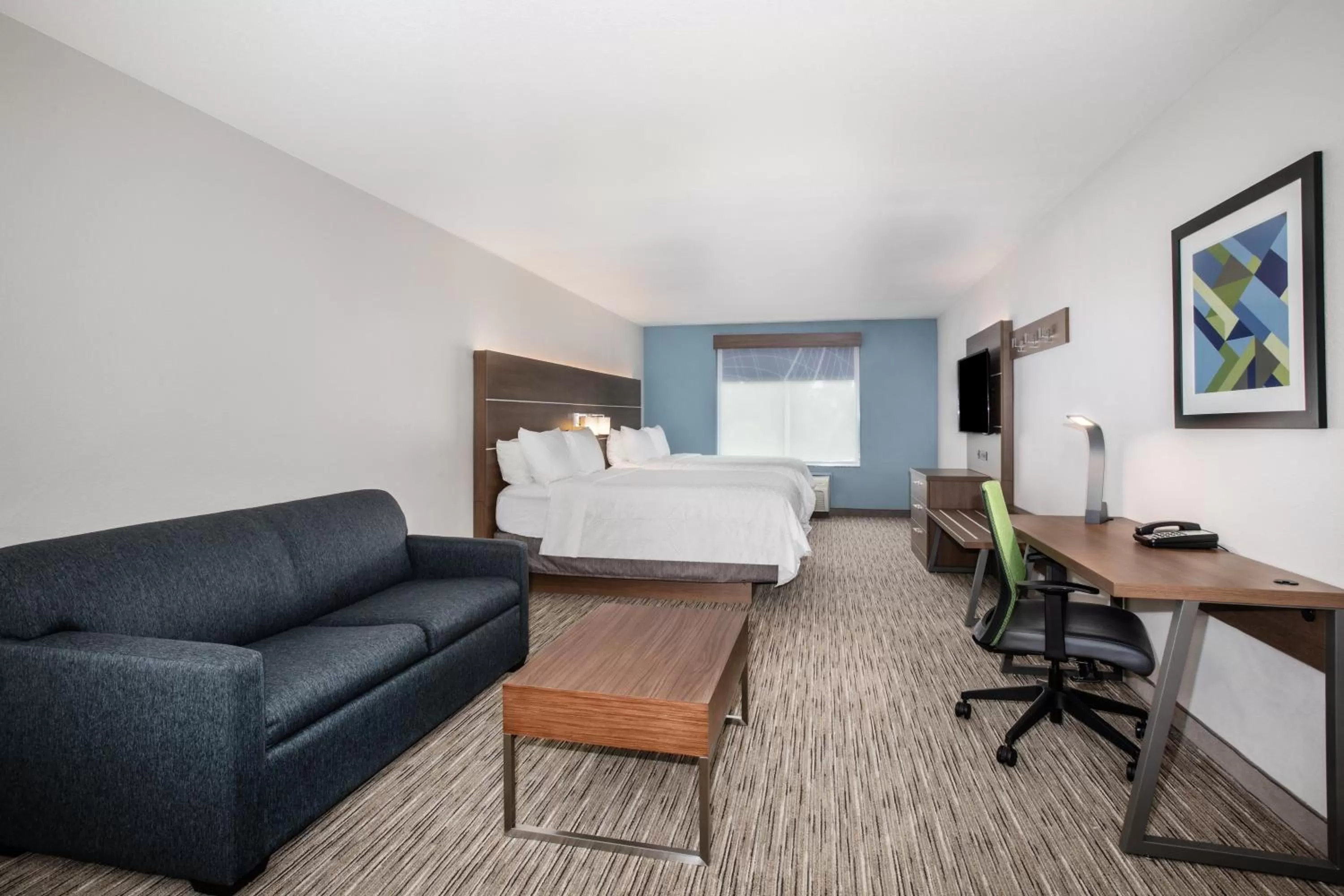 Photo of the whole room in Holiday Inn Express & Suites Yosemite Park Area by IHG