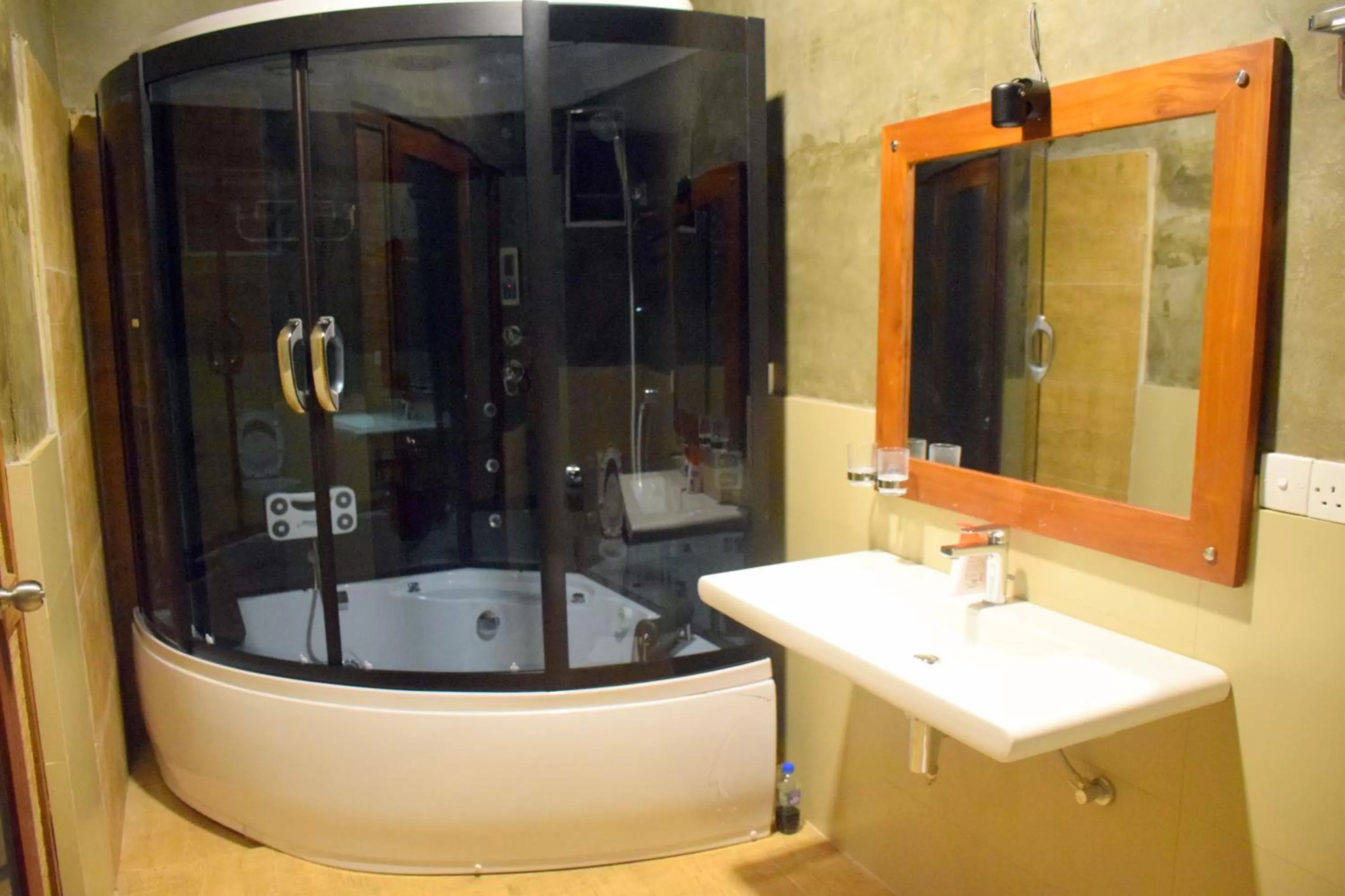 Hot Tub in Beach Corridor Hotel & Spa with Free Airport shuttle