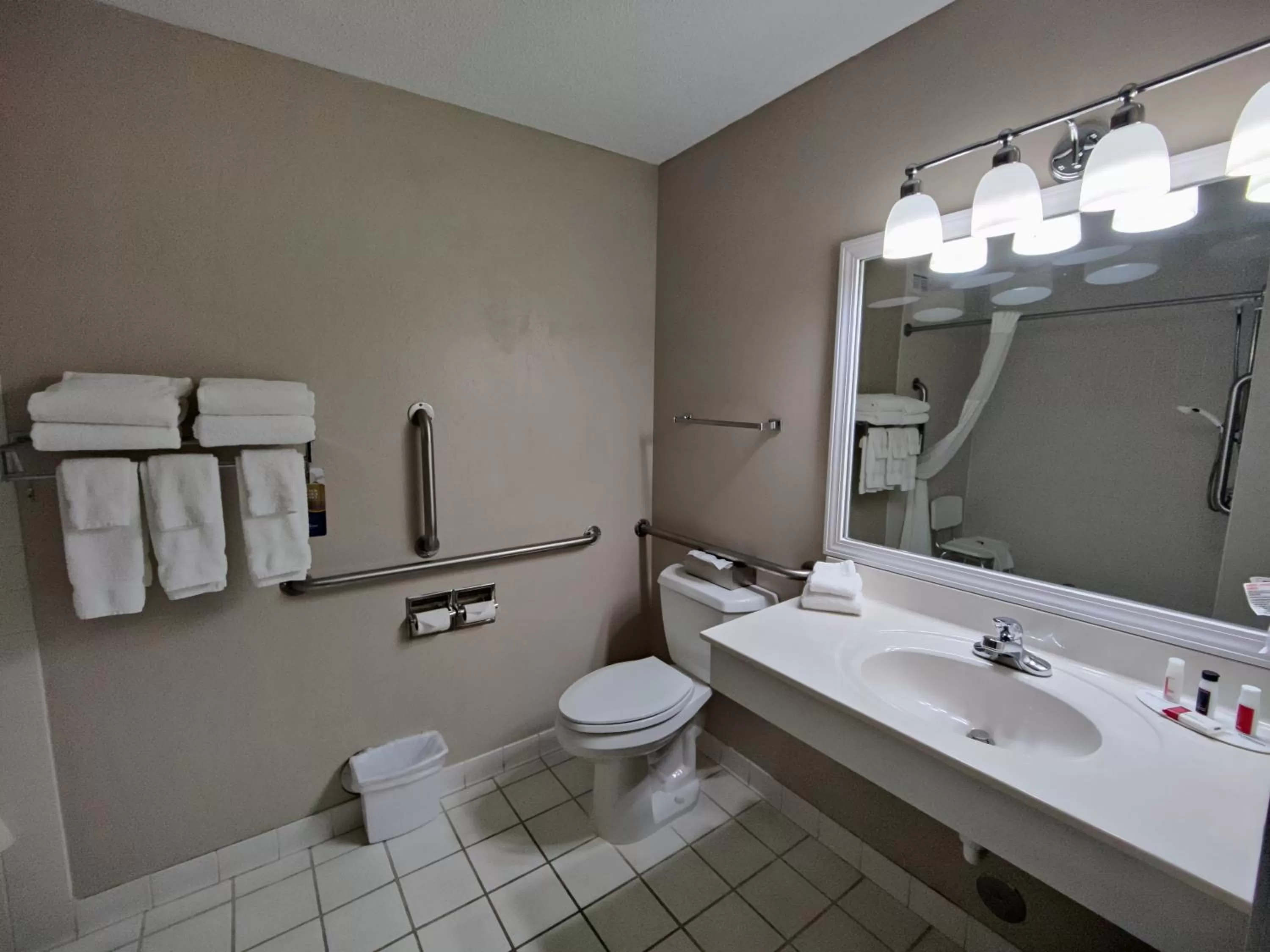 Bathroom in Baymont by Wyndham Albany MN