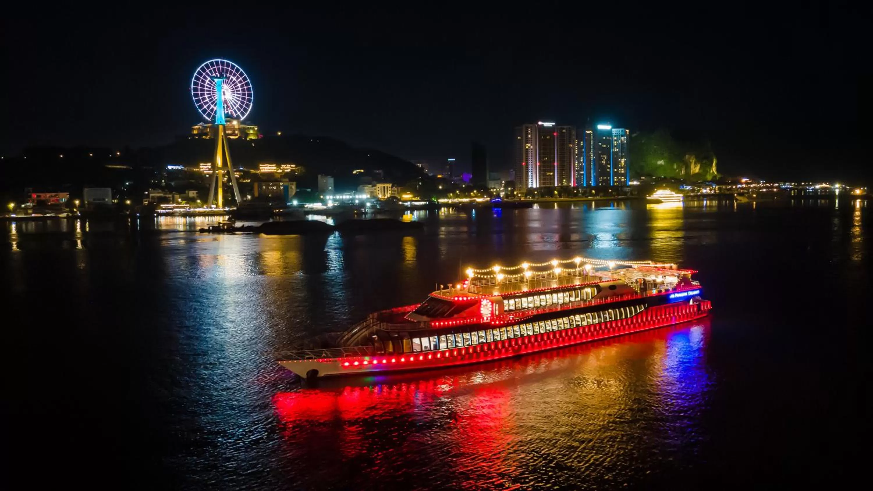 Night in Paradise Suites Hotel