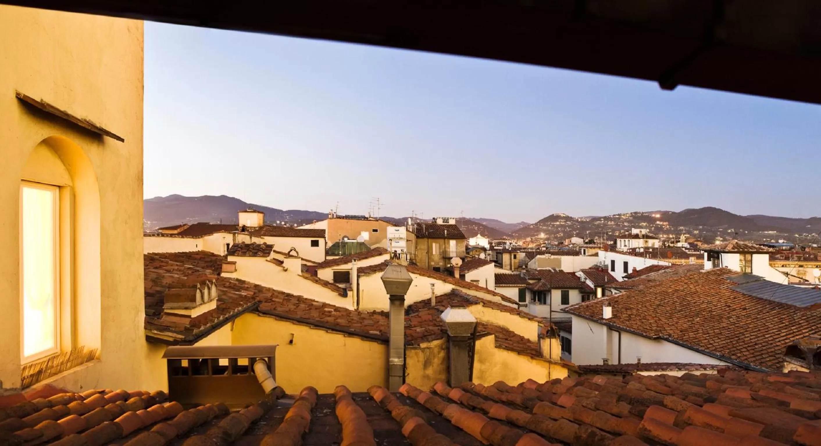 City view in Granduomo Charming Accomodation