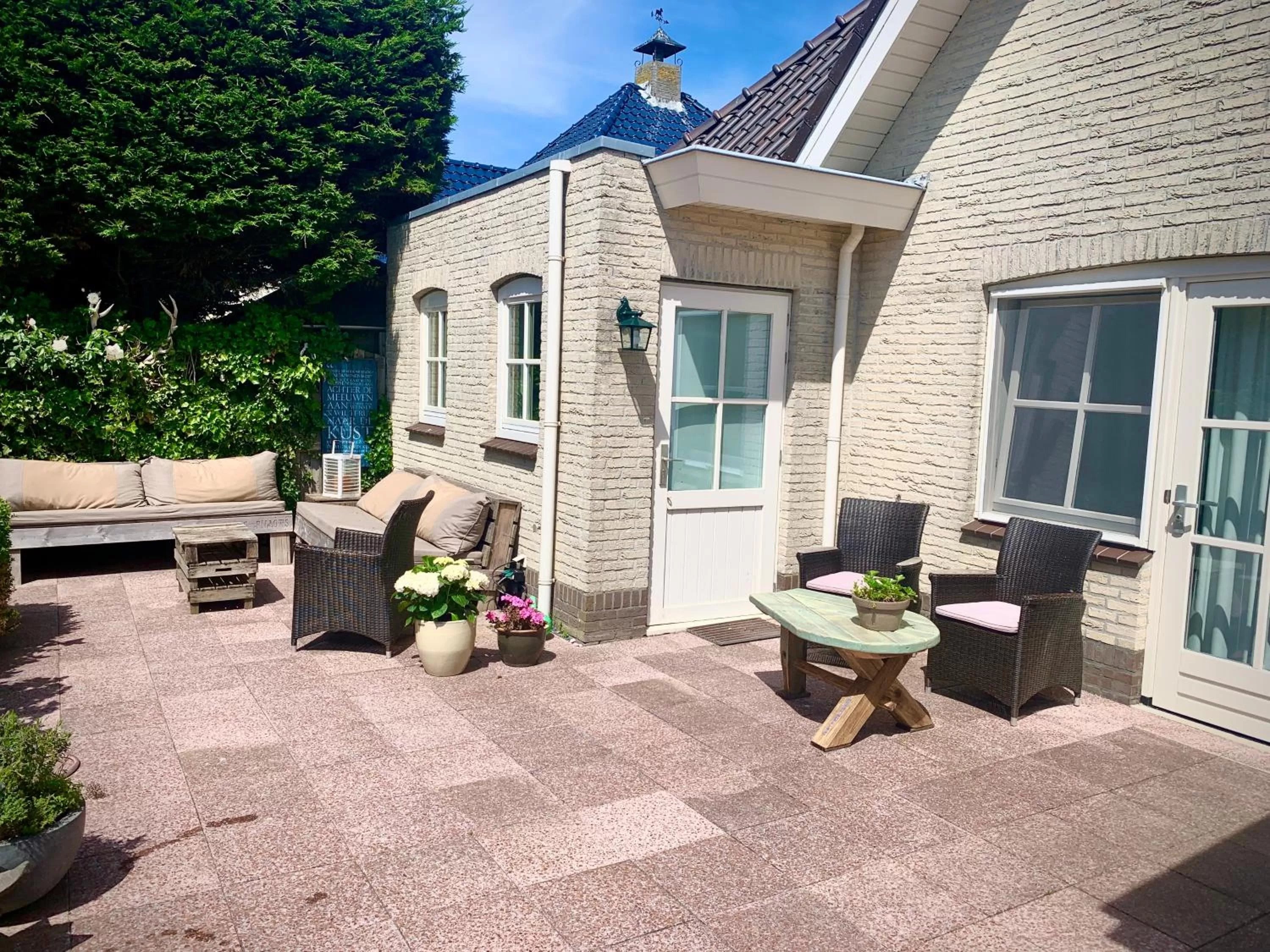 Patio in Bed & Bad Soet Texel