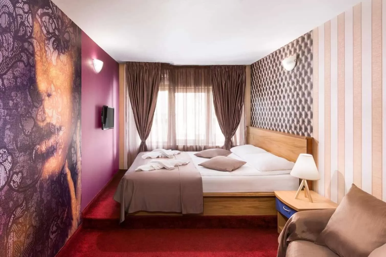 Bed in Hotel Central Point