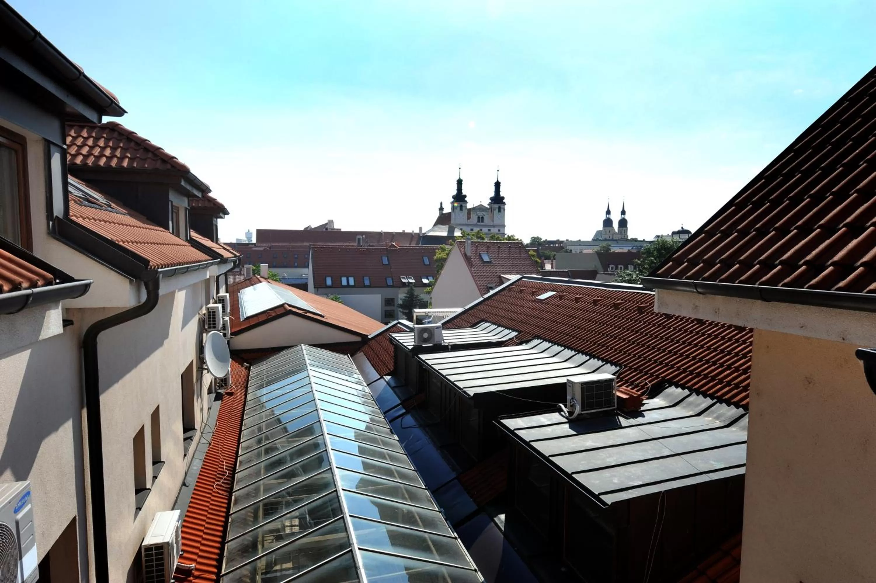 Neighbourhood in Hotel MAXPLAZA