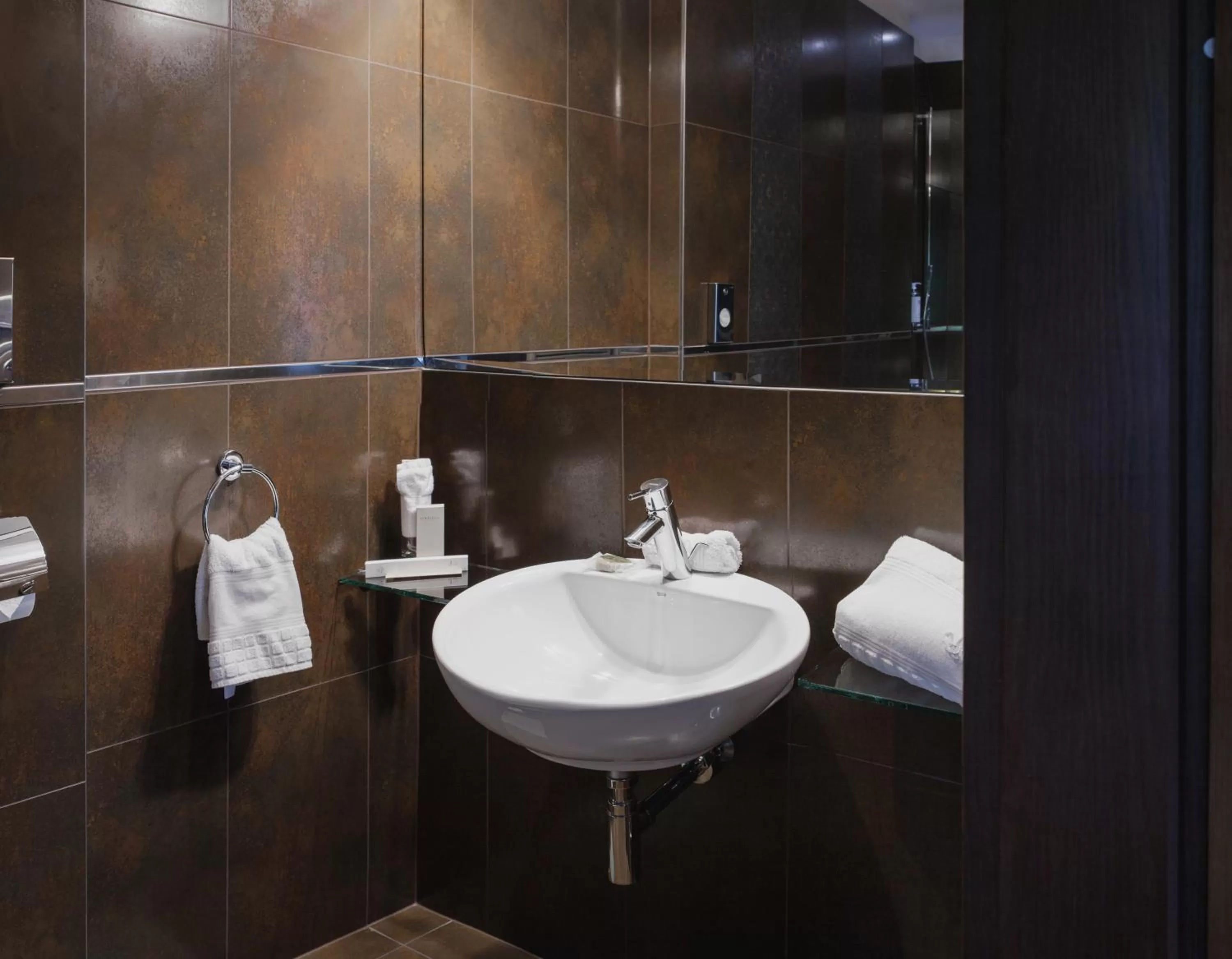 Photo of the whole room, Bathroom in Grape Hotel