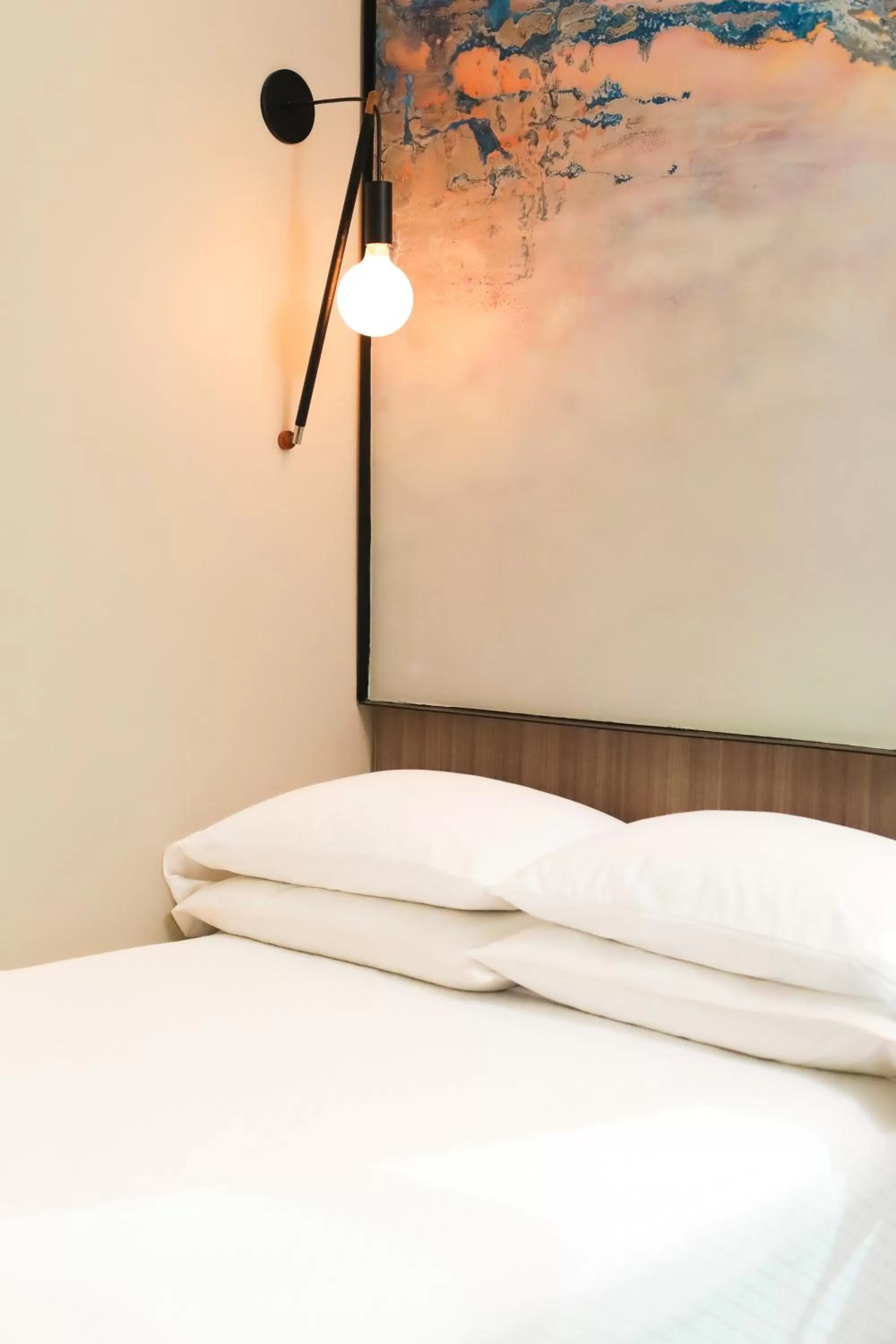 Bedroom, Bed in The Tryst Beachfront Hotel